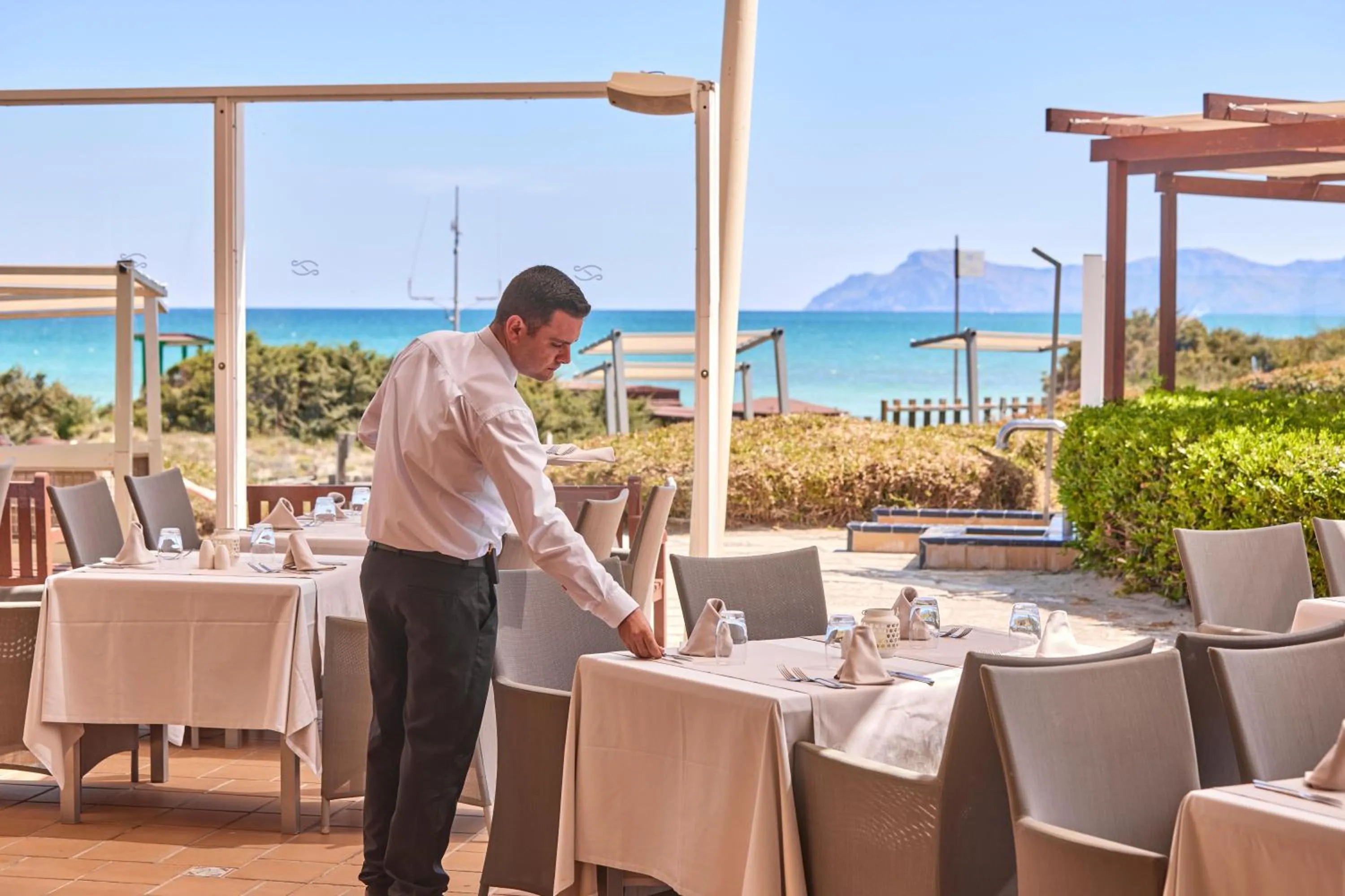 Restaurant/places to eat in Zafiro Bahia