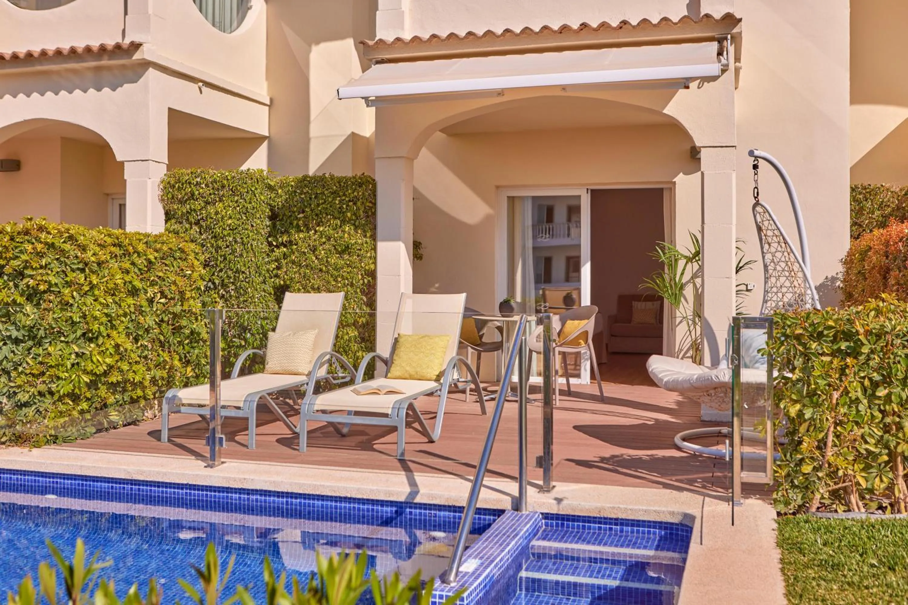 Photo of the whole room in Zafiro Bahia