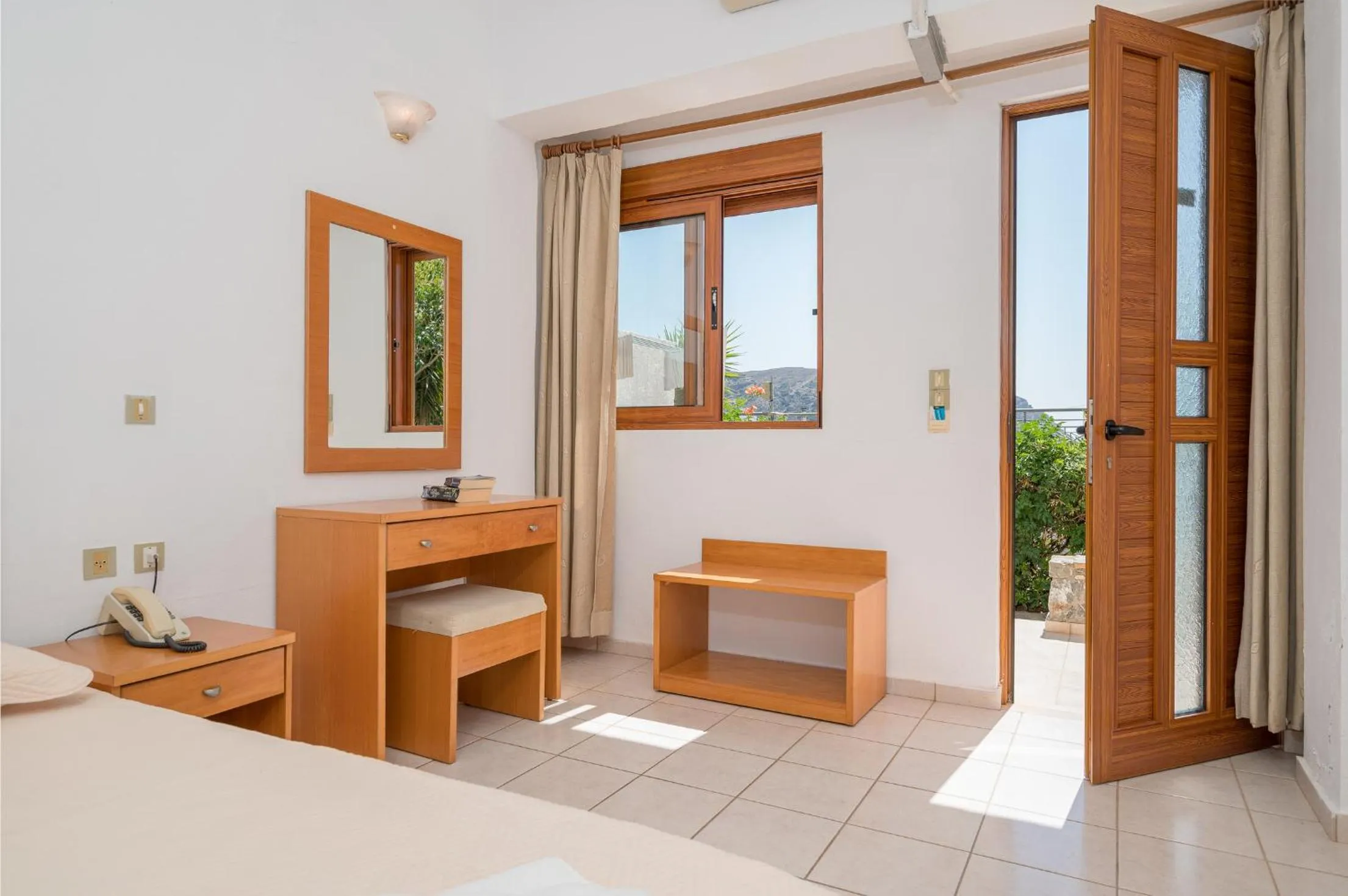 Bedroom, Bed in Adonis Hotel