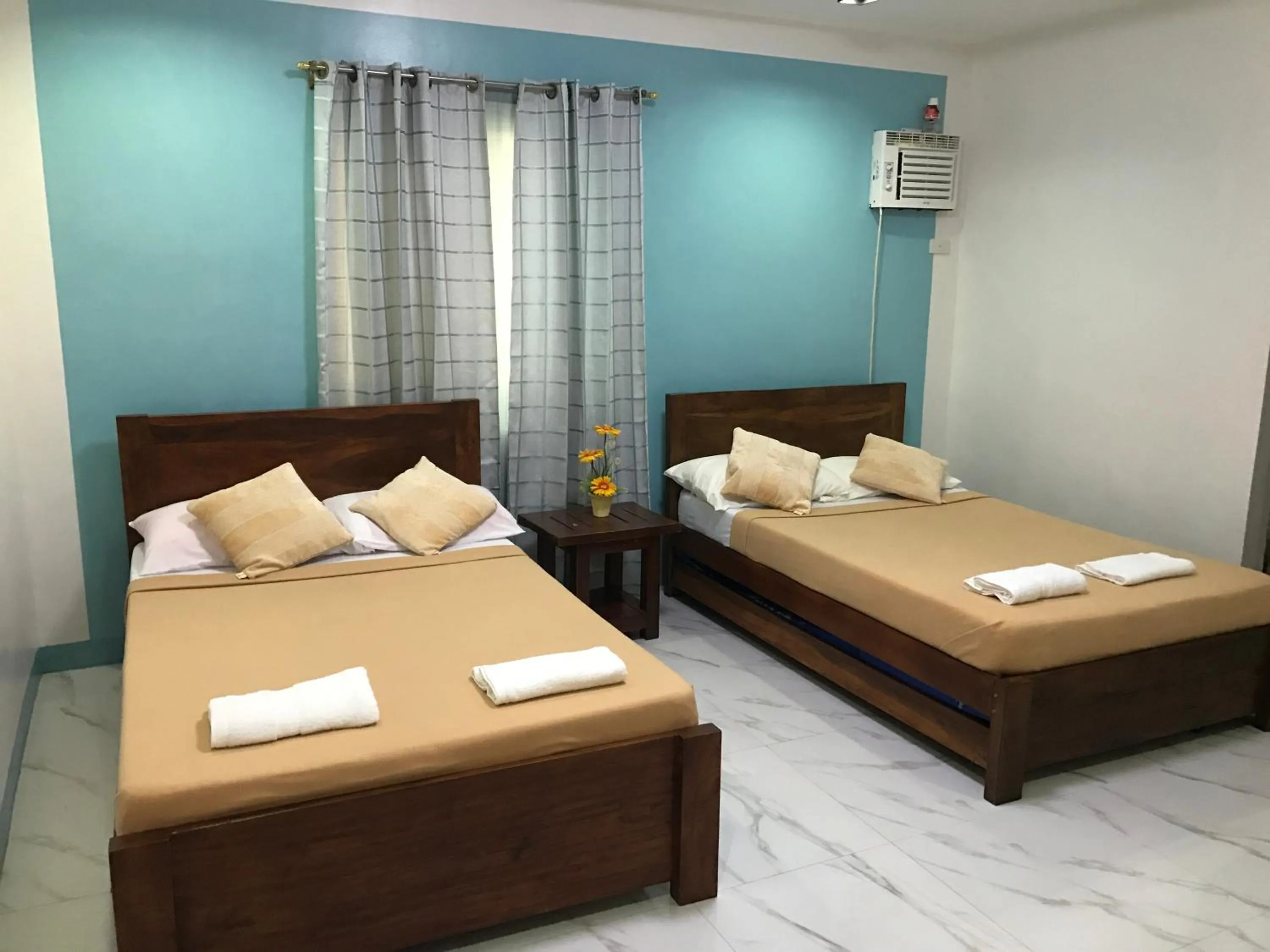 Bed in Alzeah's Place Room for Rent