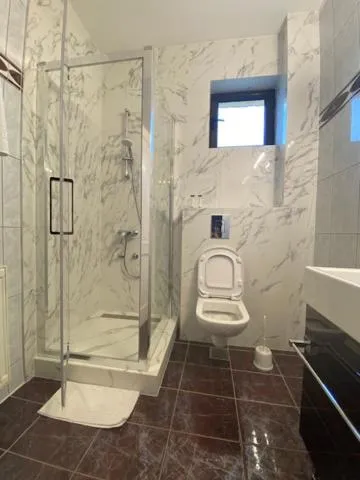 Bathroom in Pensiunea Imperial