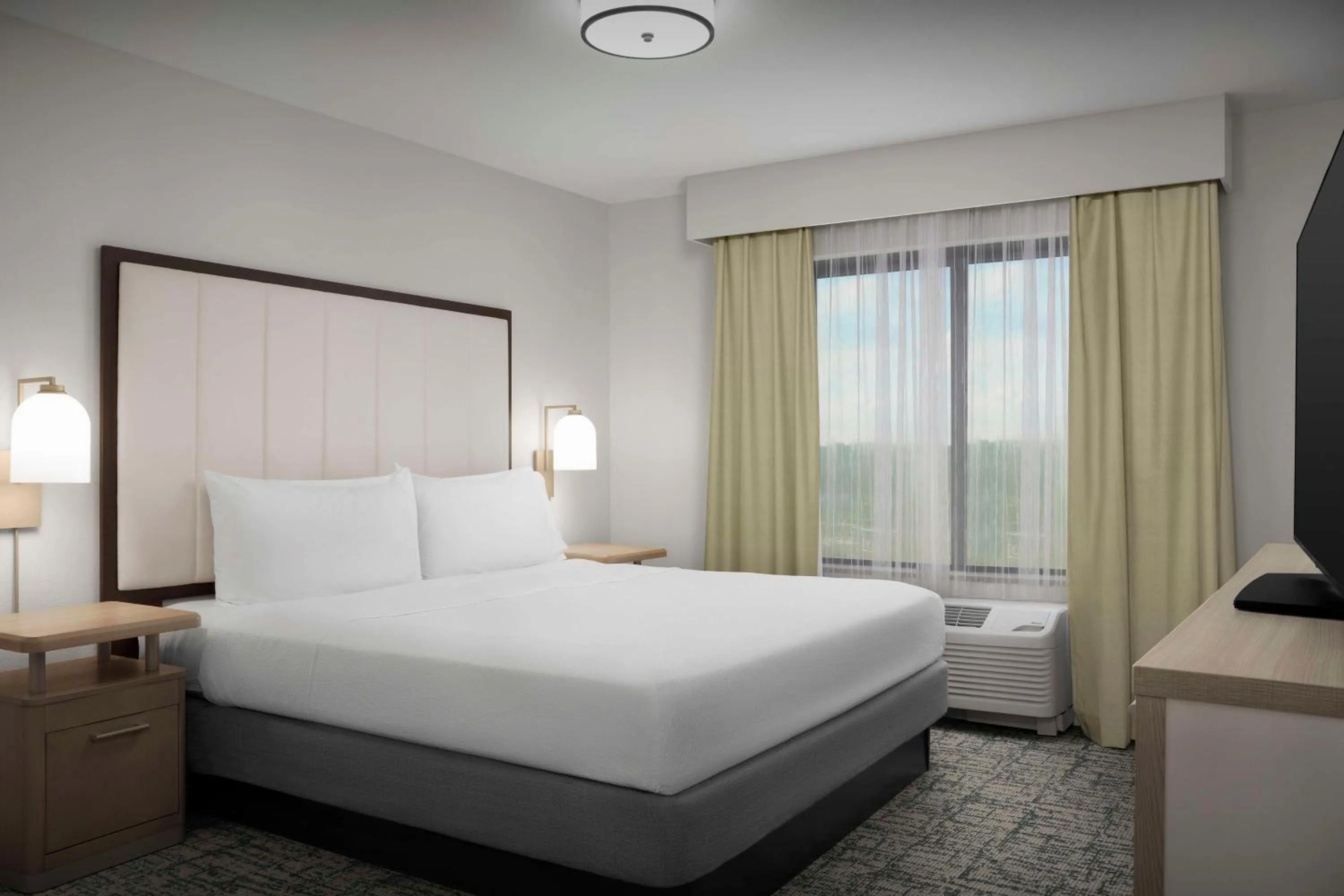 Bed in Homewood Suites by Hilton Jacksonville-Downtown/Southbank