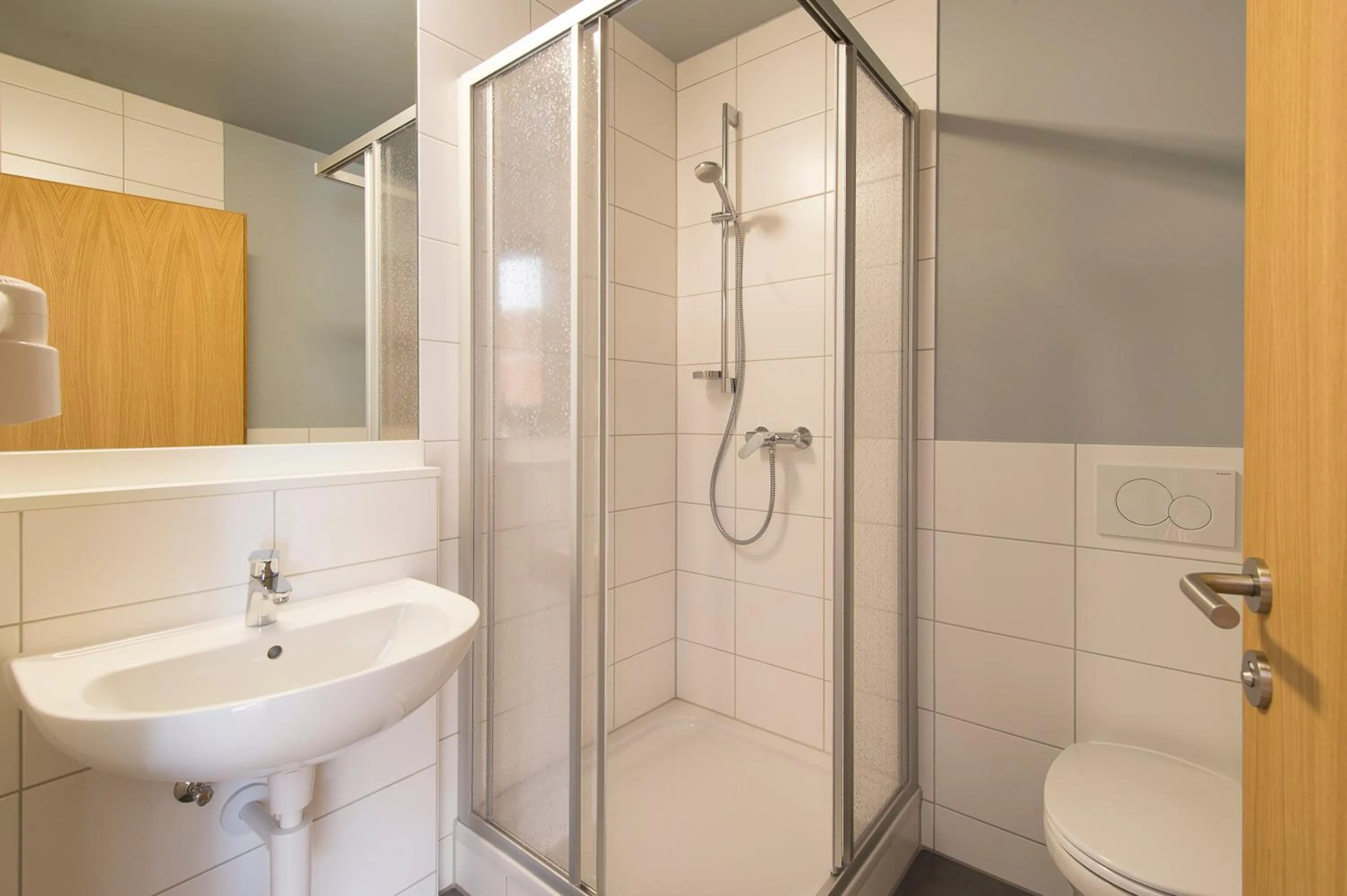 Shower in Haus Matschwitz