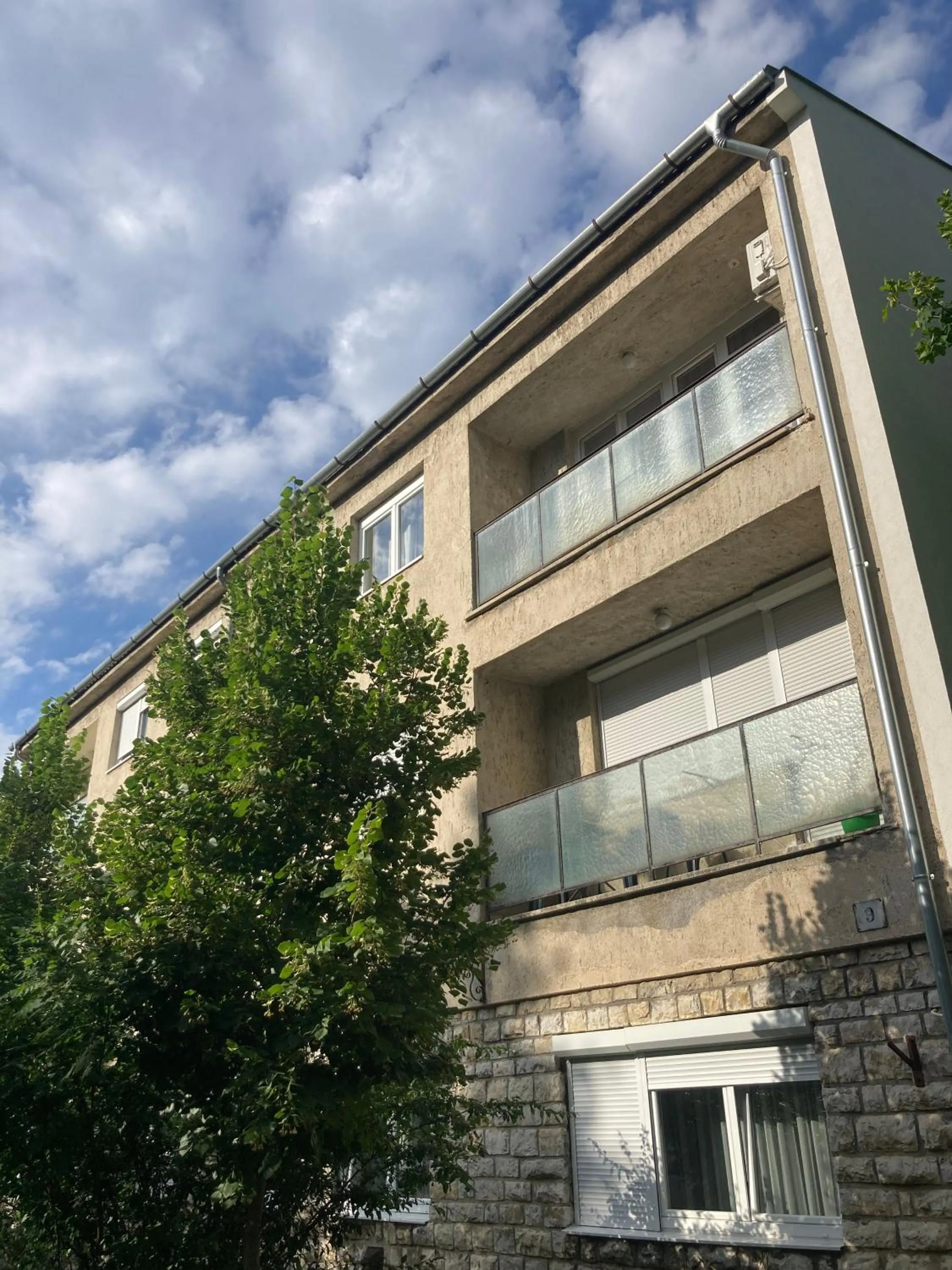 Property building in Oázis Apartman
