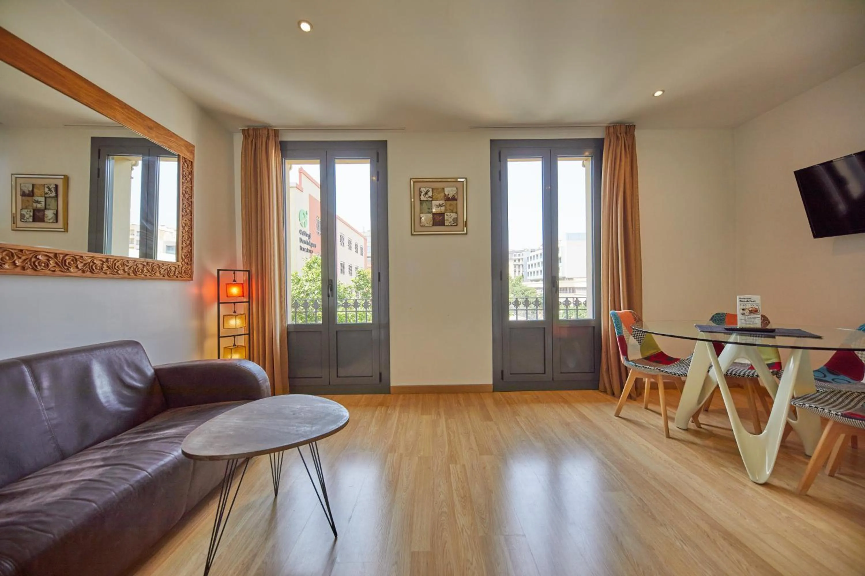 Apart-Suites Hostemplo