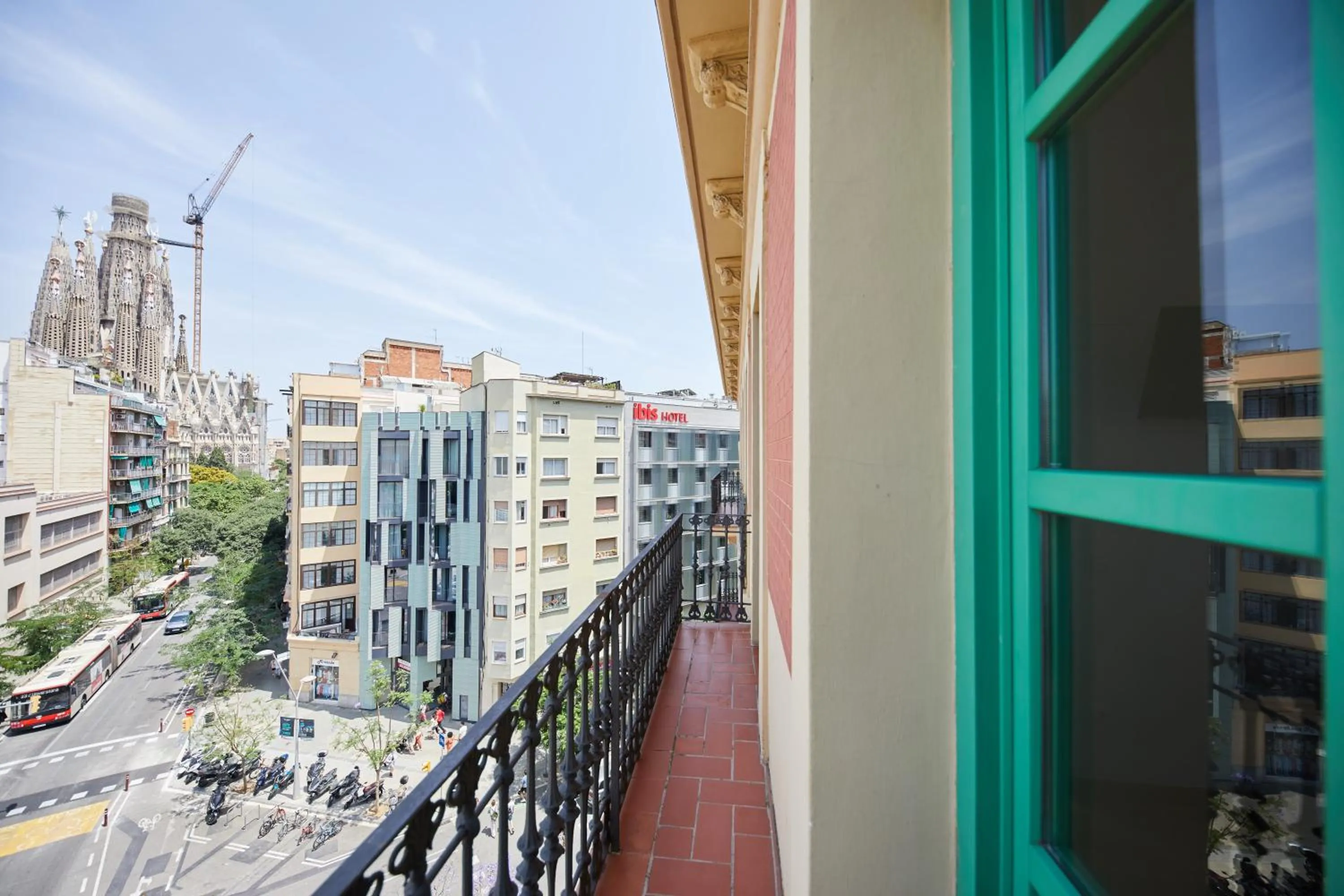 Apart-Suites Hostemplo