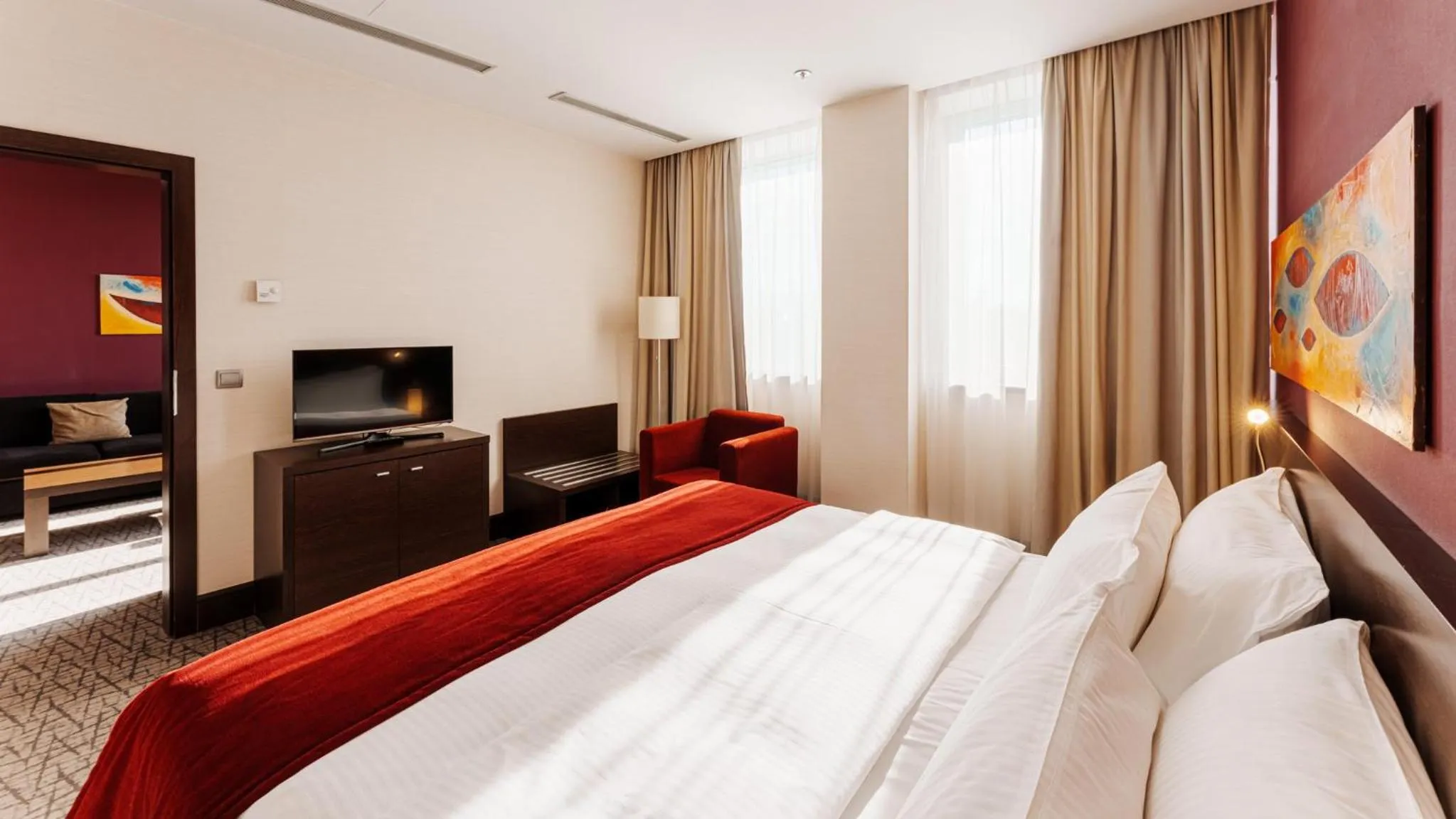 Photo of the whole room, Bed in Holiday Inn Zilina by IHG