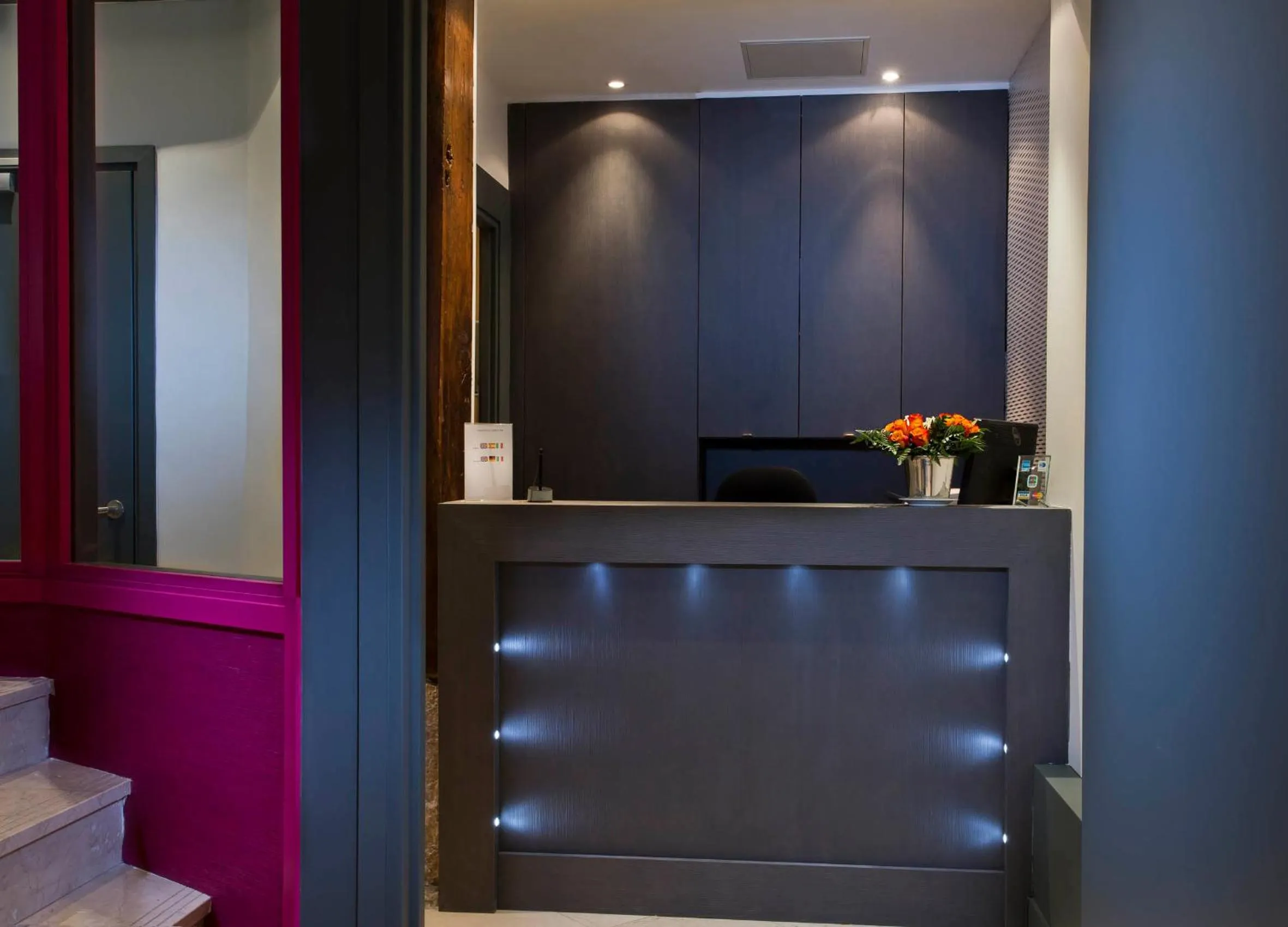 Staff in Hôtel Royal Opéra