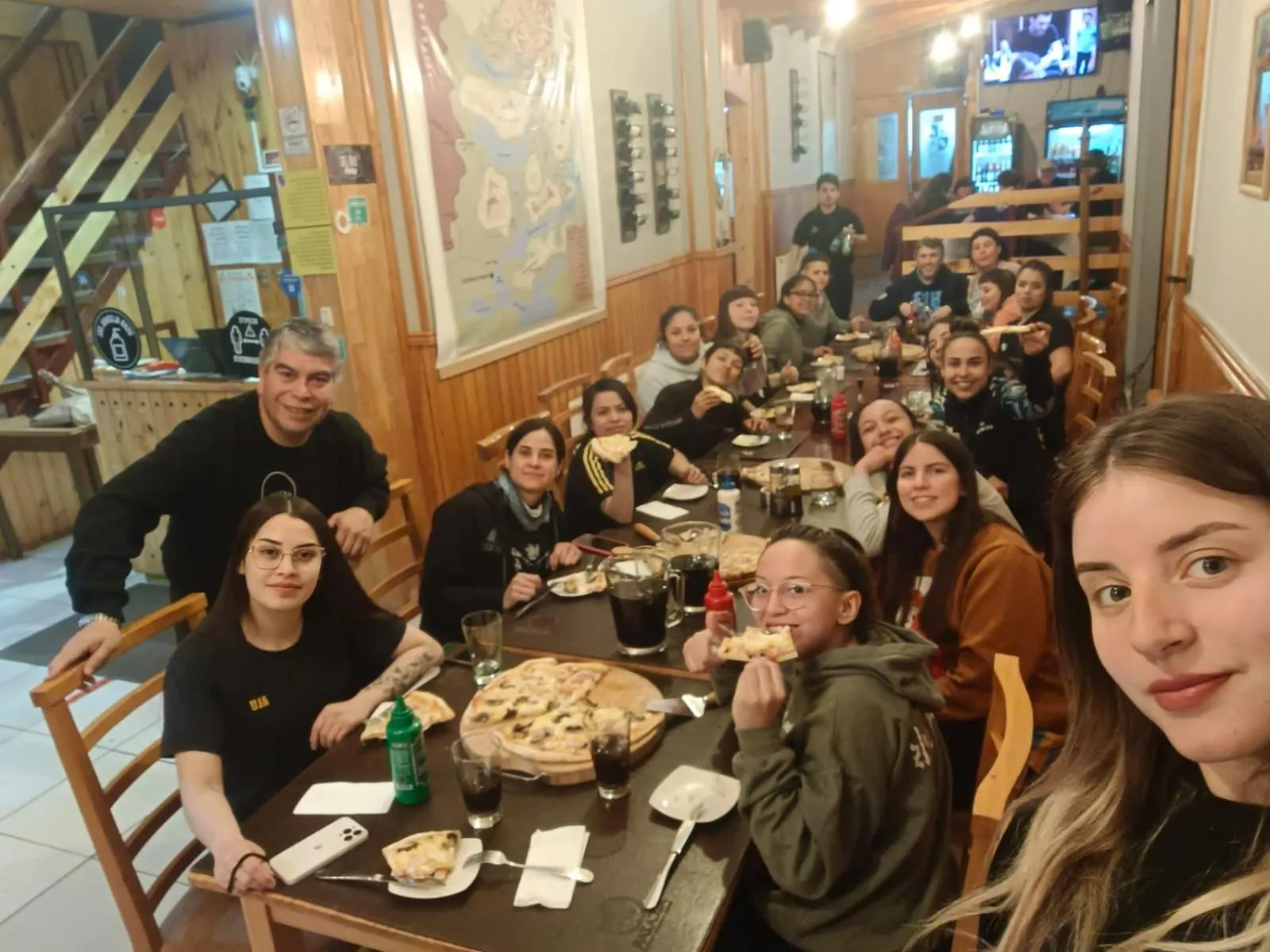 Restaurant/places to eat in Hostal Alcázar