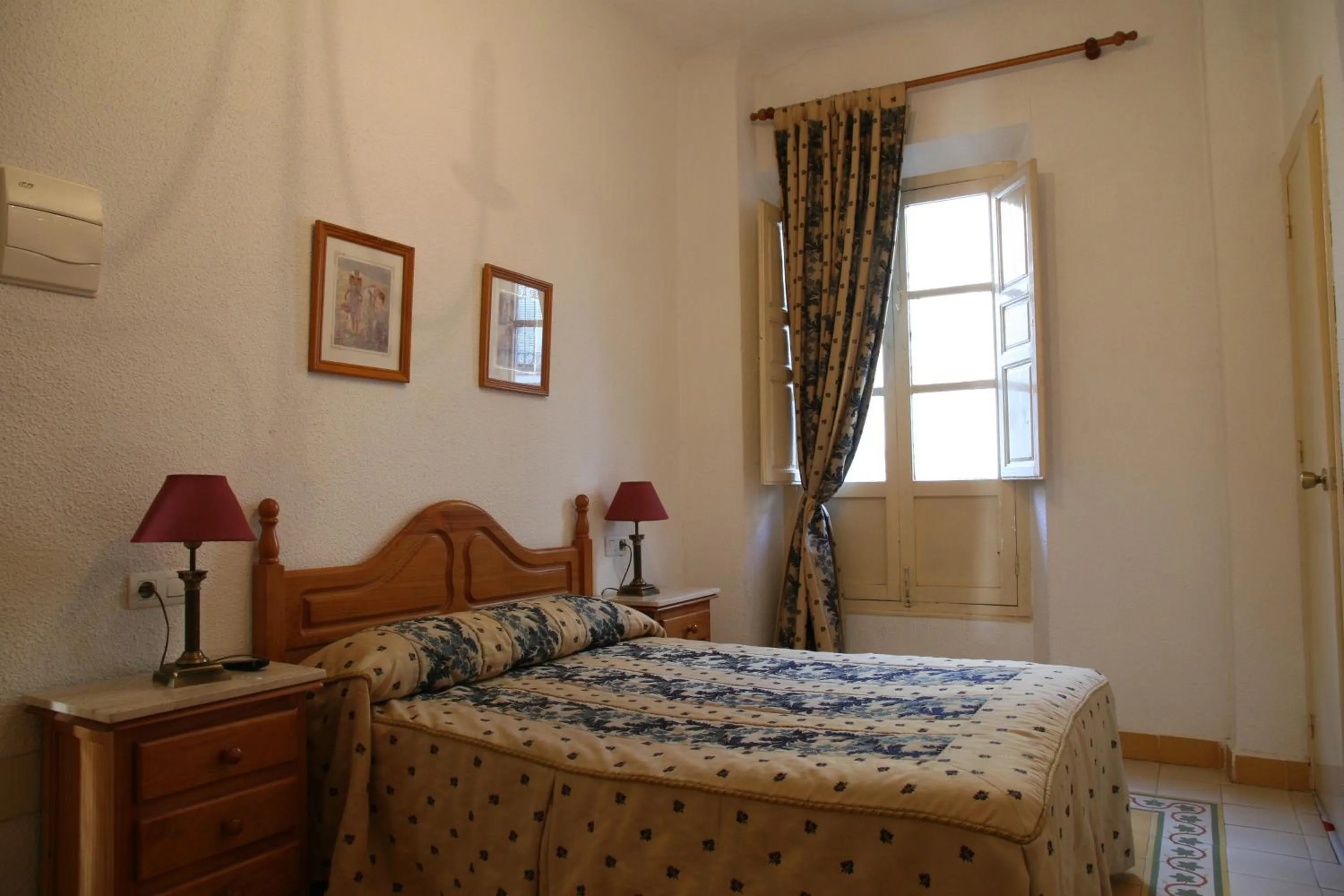 Day, Bed in Pensión San Joaquín