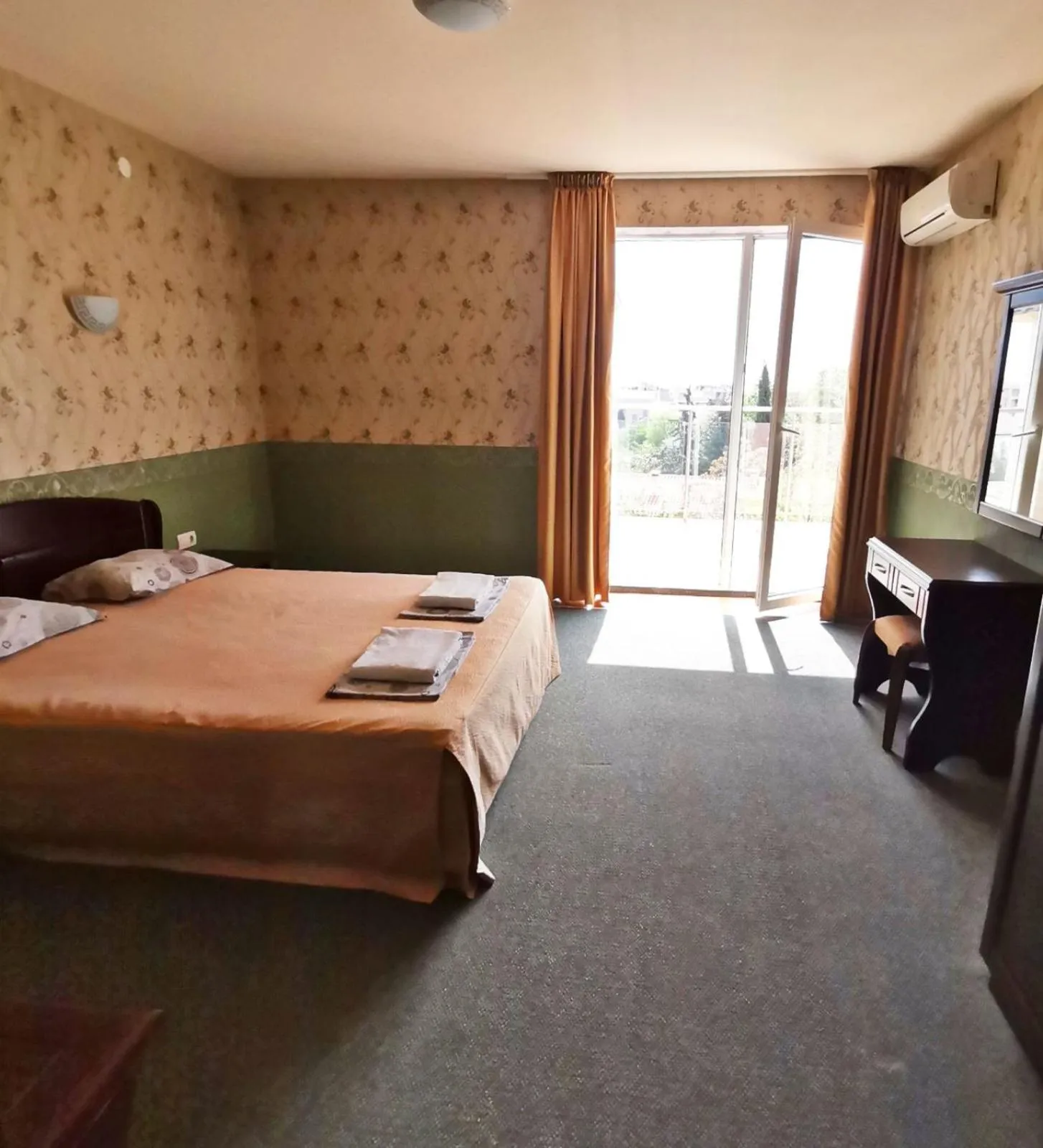 Bedroom, Bed in Twins Palace ApartHotel