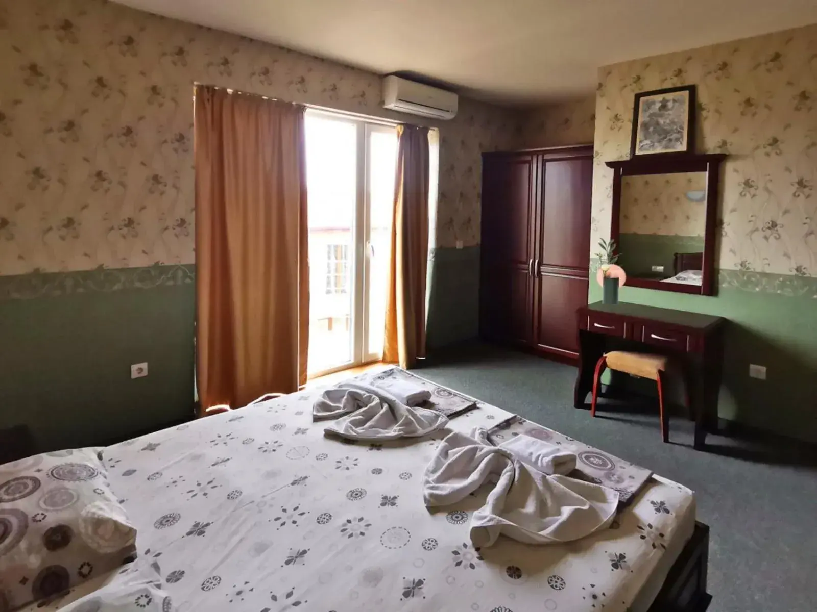 One-Bedroom Apartment in Twins Palace ApartHotel One-Bedroom Apartment in Twins Palace ApartHotel