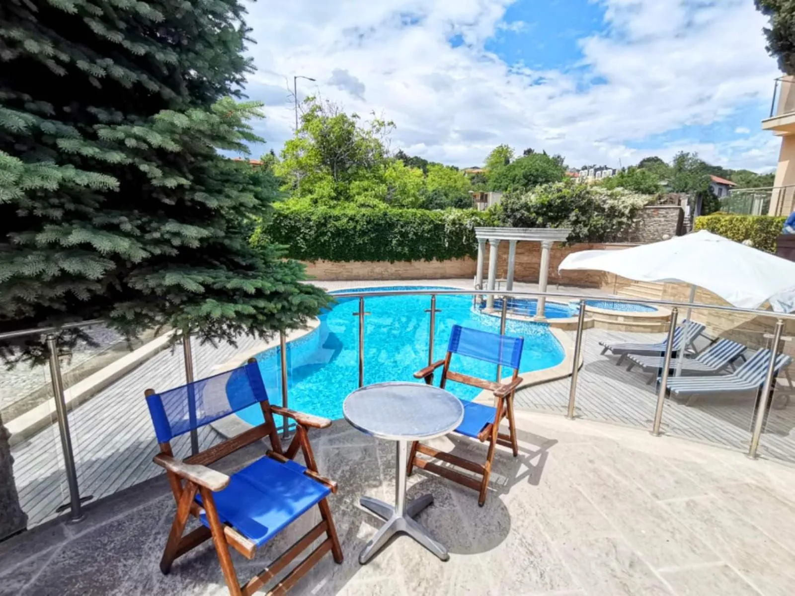 Property building in Twins Palace ApartHotel