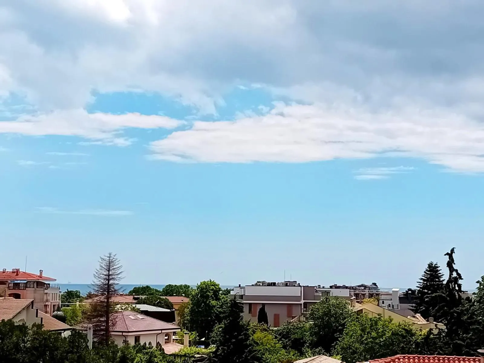 Day in Twins Palace ApartHotel