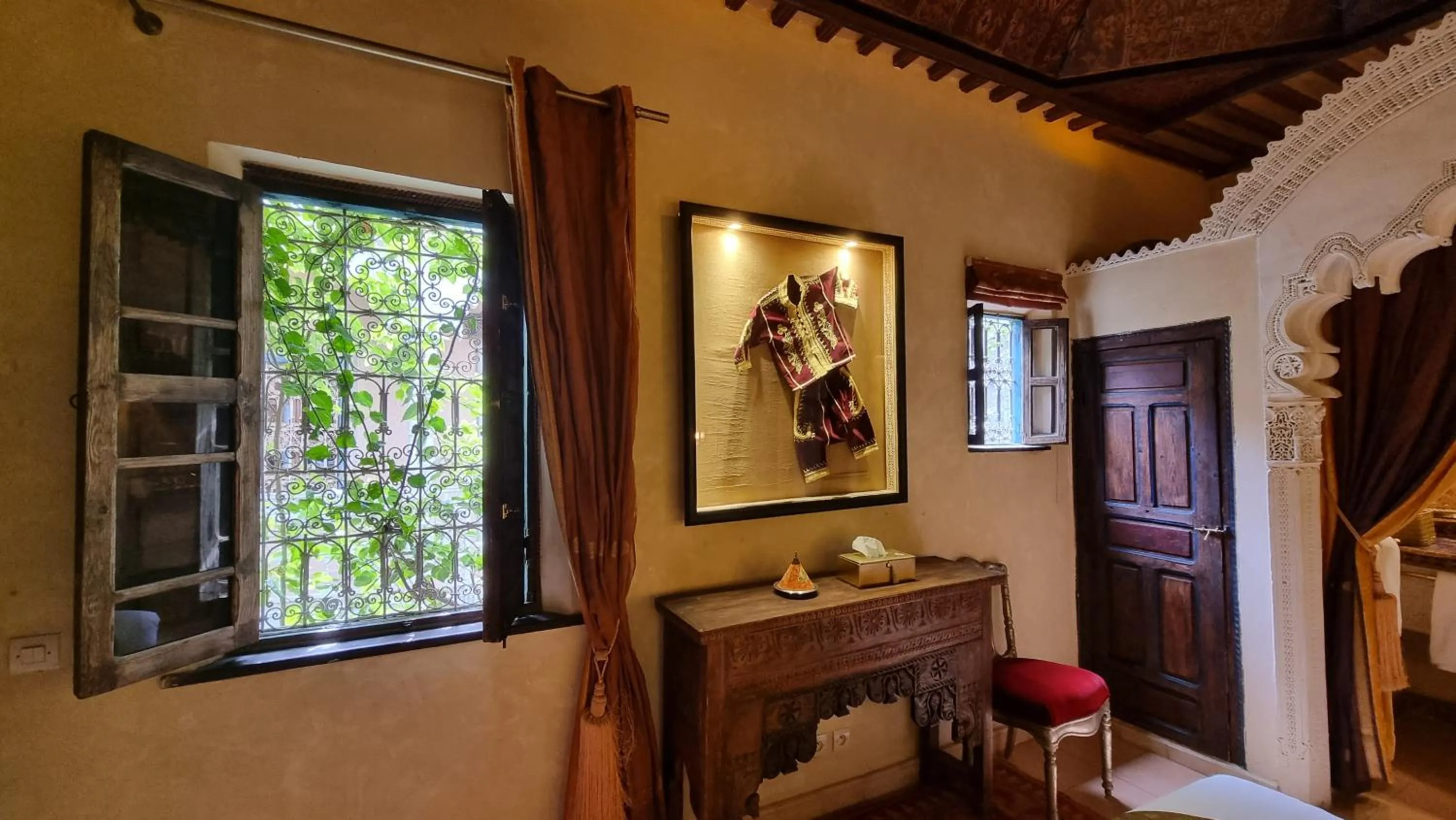 Decorative detail in Riad Armelle