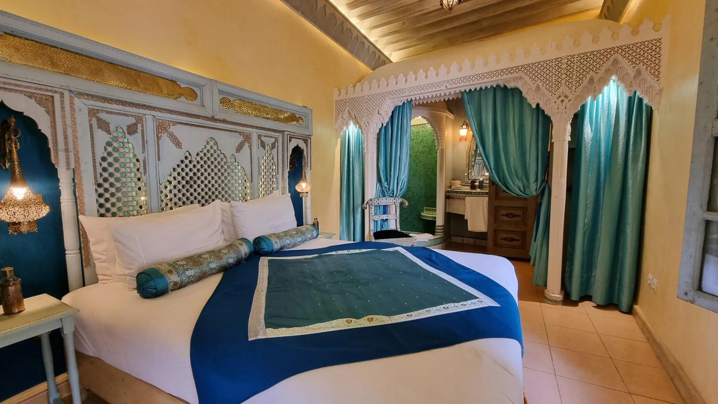 Bed in Riad Armelle