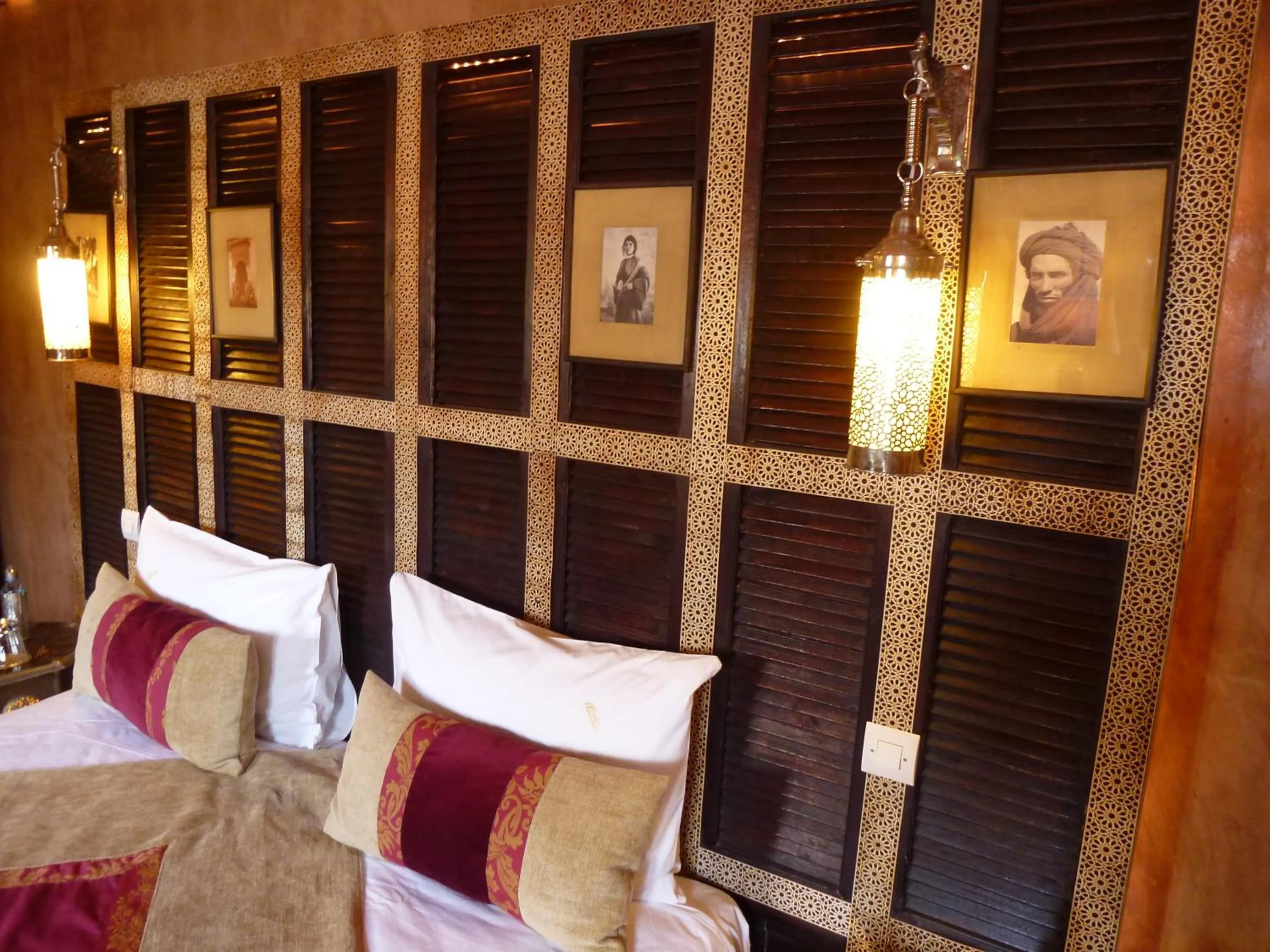 Decorative detail, Bed in Riad Armelle