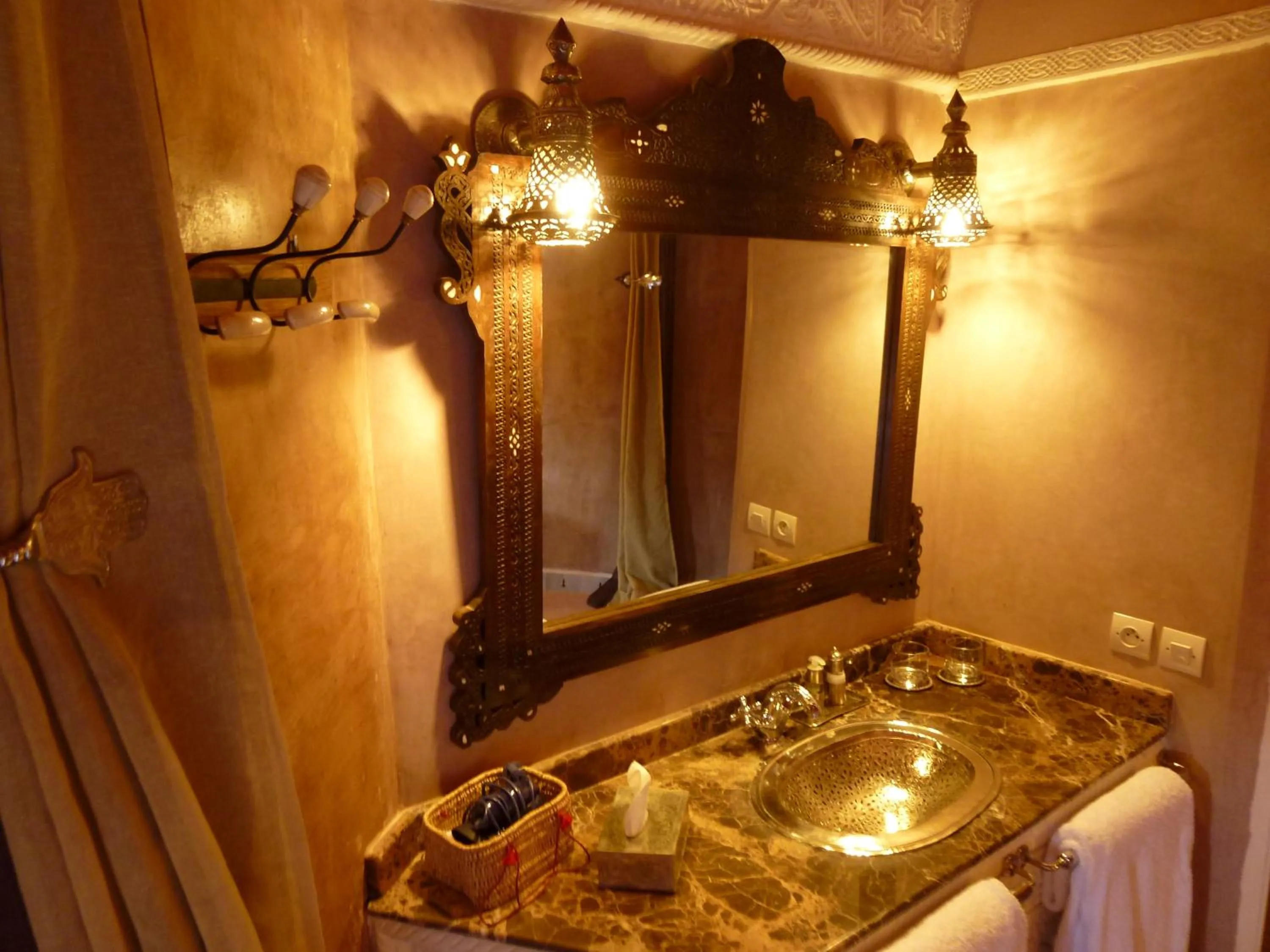Bathroom in Riad Armelle