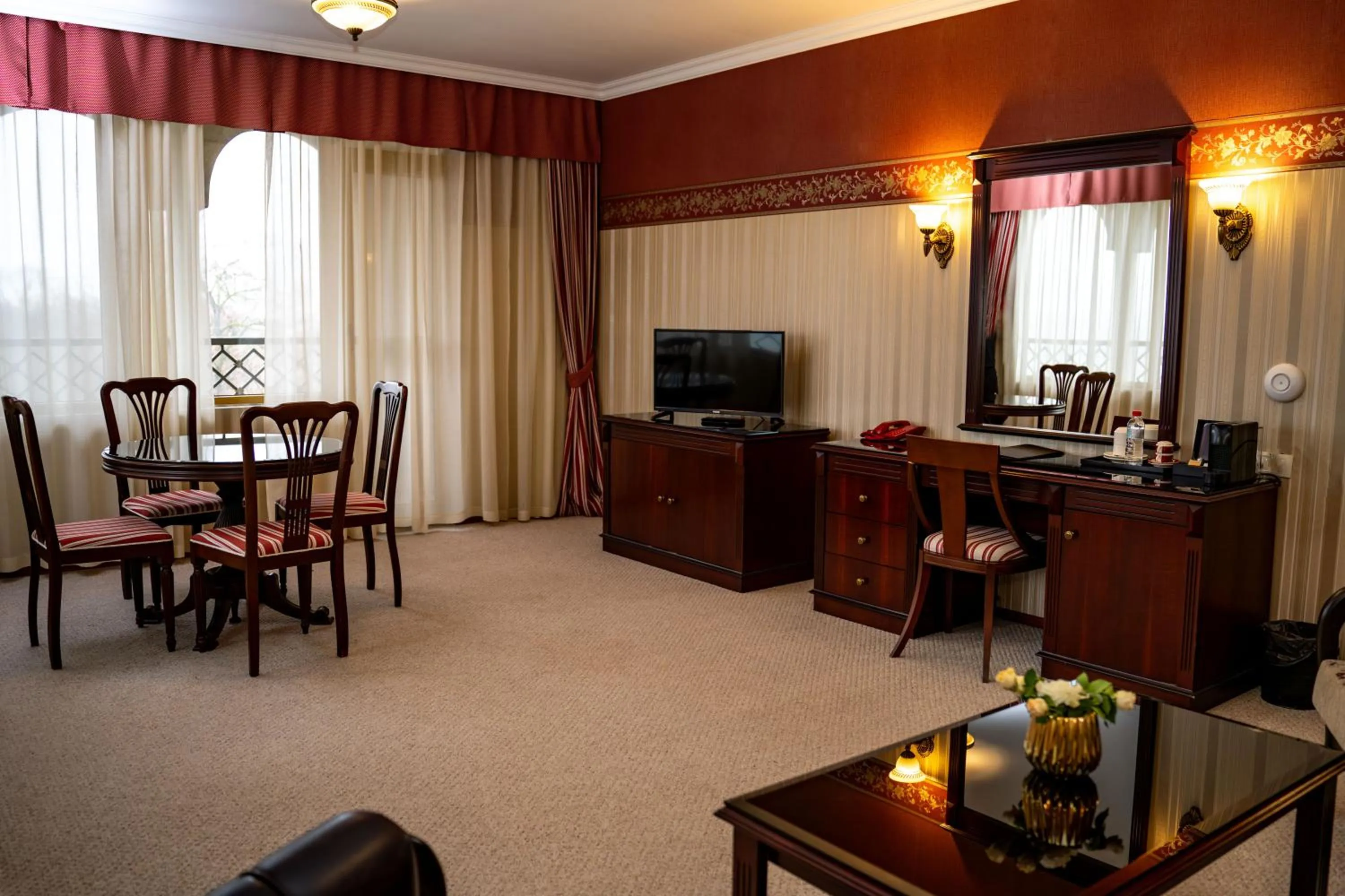 Living room in Drustar Hotel