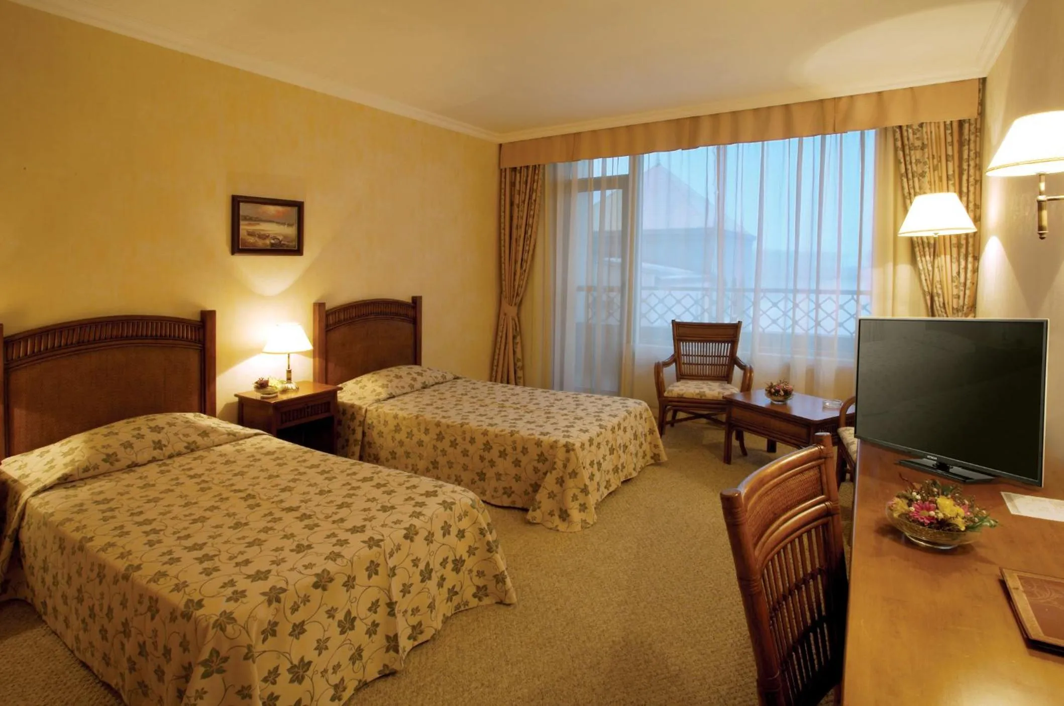 Photo of the whole room, Bed in Drustar Hotel