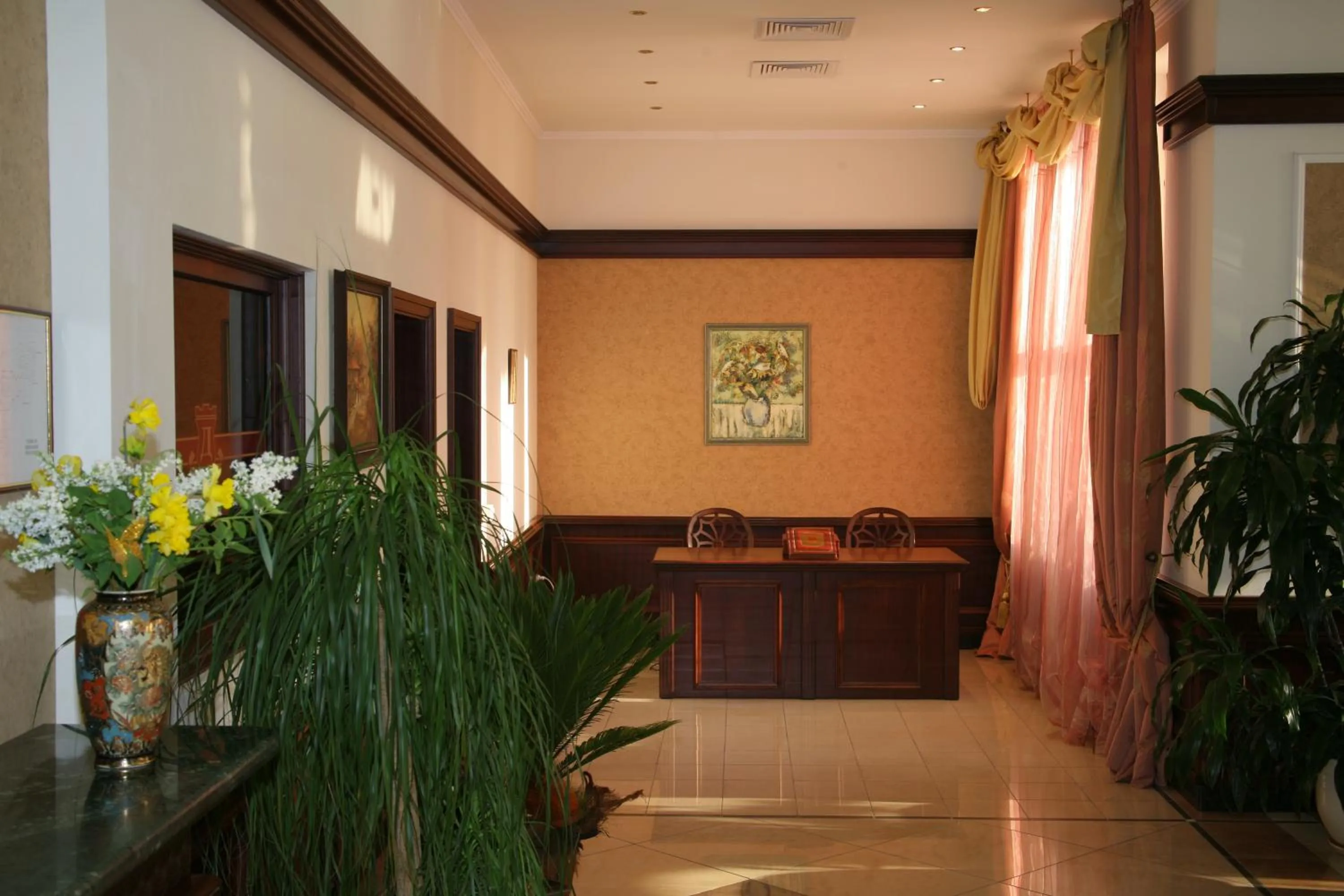 Decorative detail in Drustar Hotel