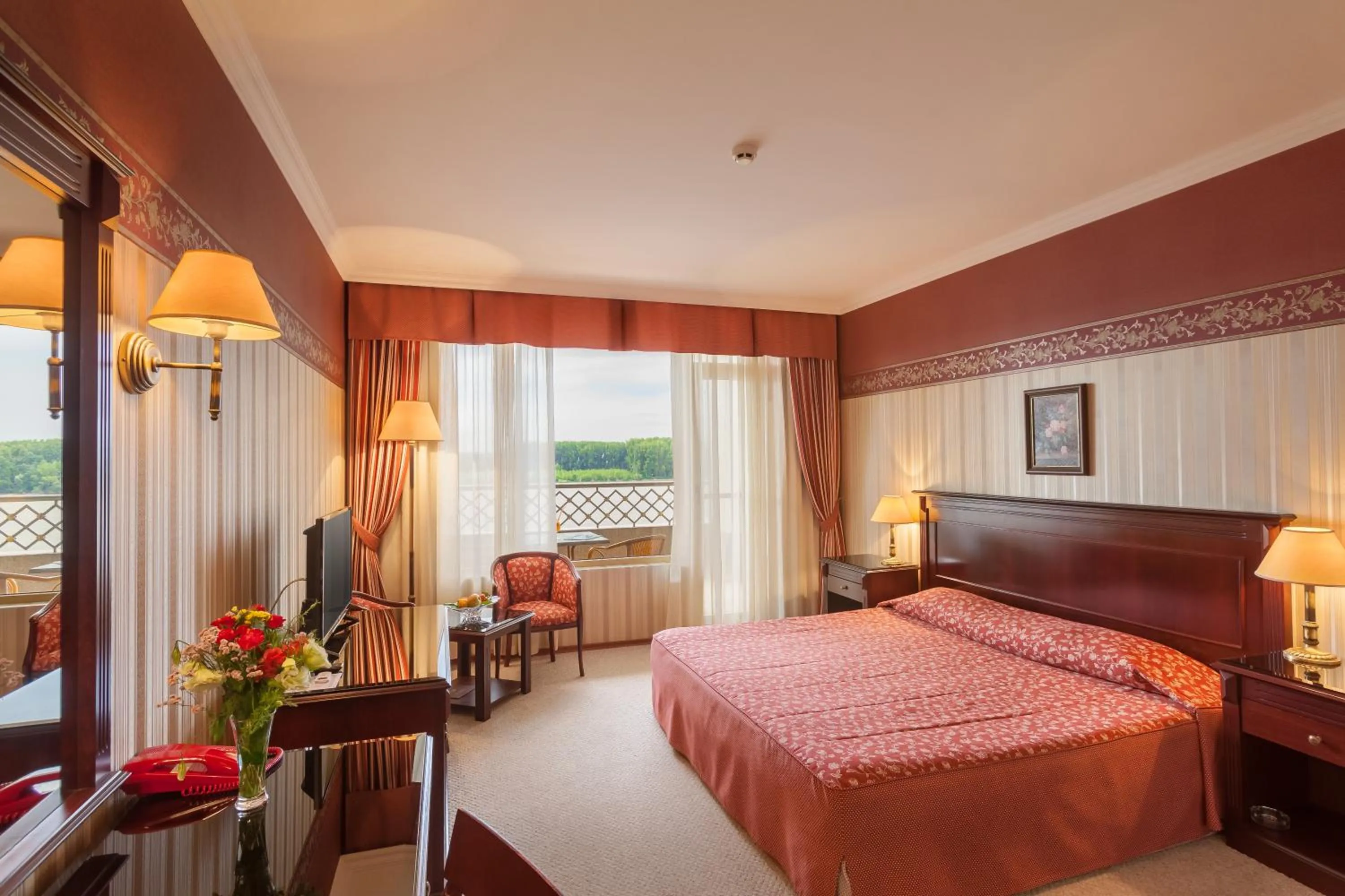 Photo of the whole room, Bed in Drustar Hotel