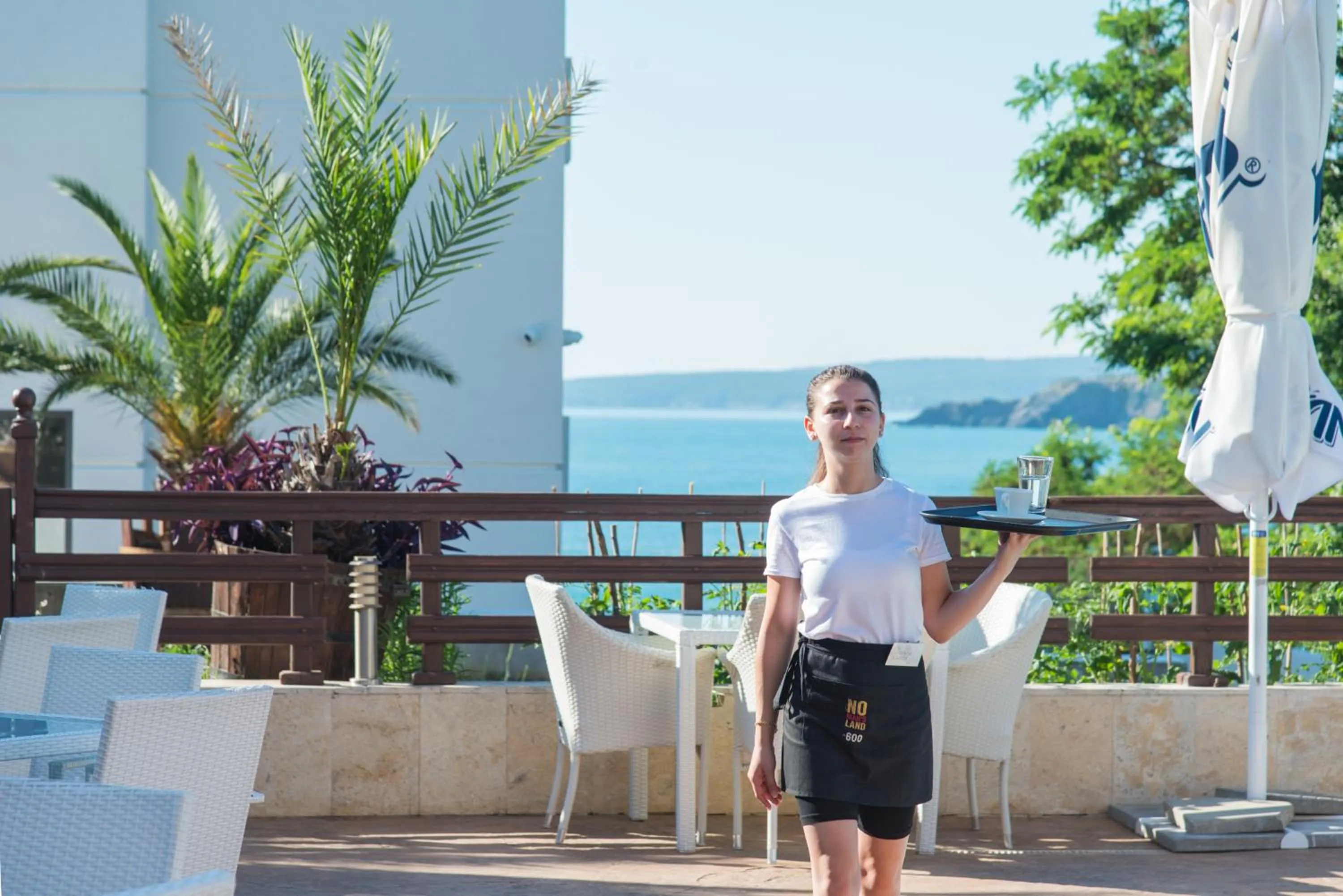 Семеен хотел Golden Place