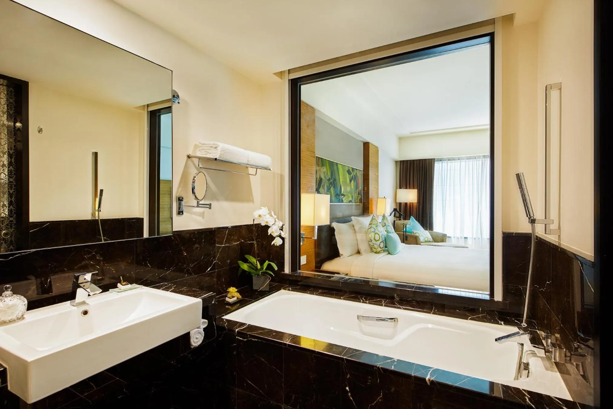 Bathroom, Bed in Impiana KLCC Hotel