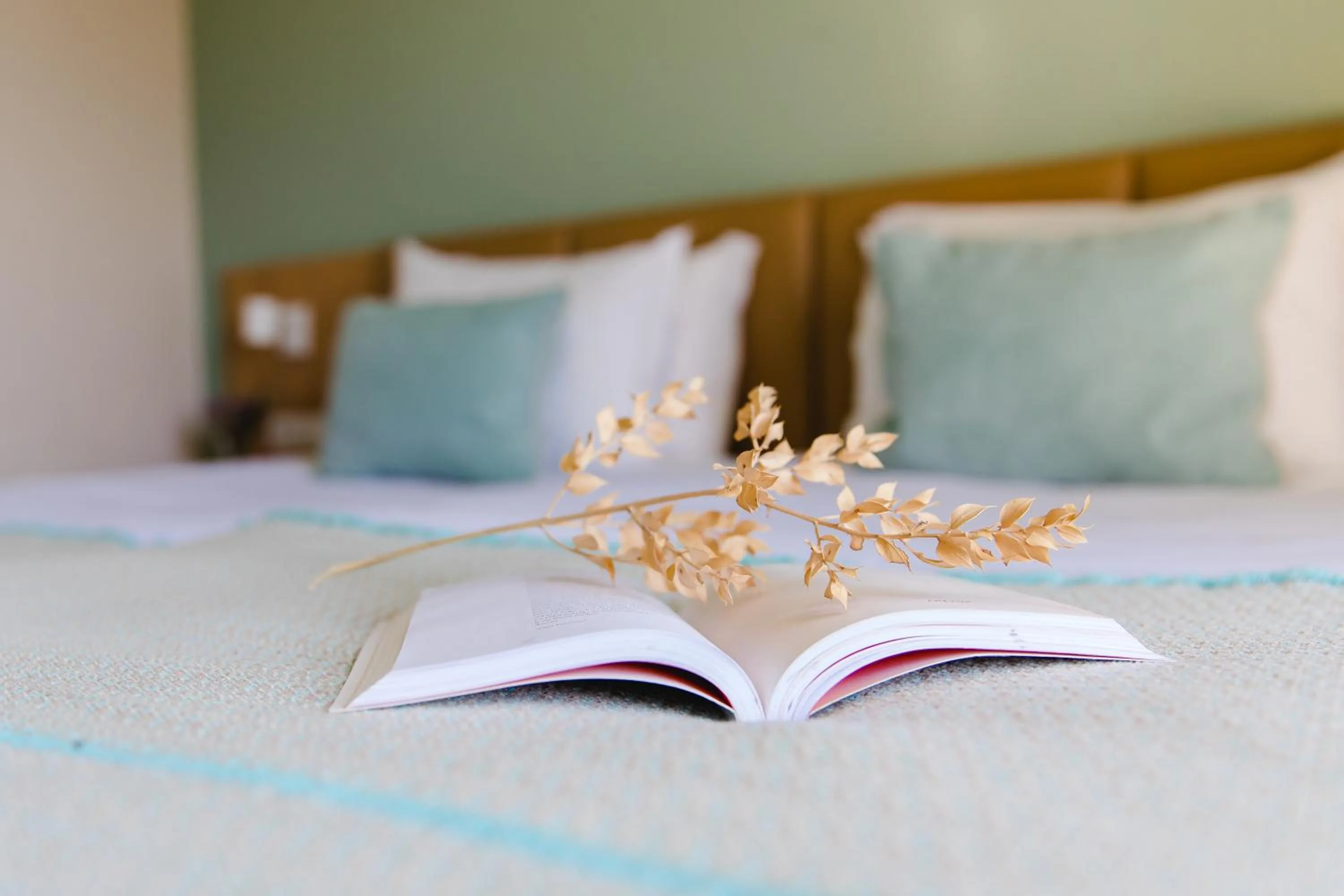 Bed in Hotel Santo António de Fátima