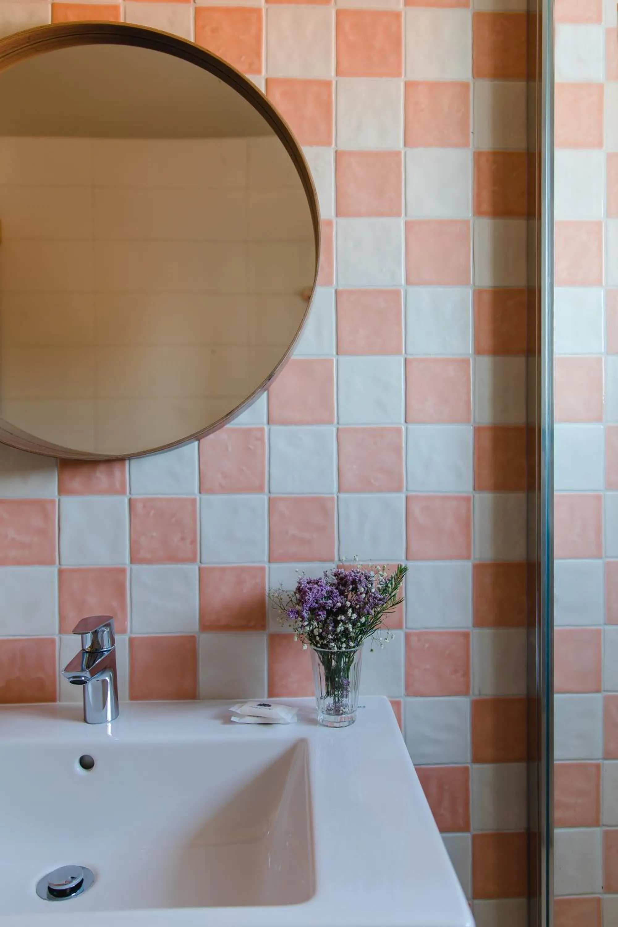 Bathroom in Hotel Santo António de Fátima