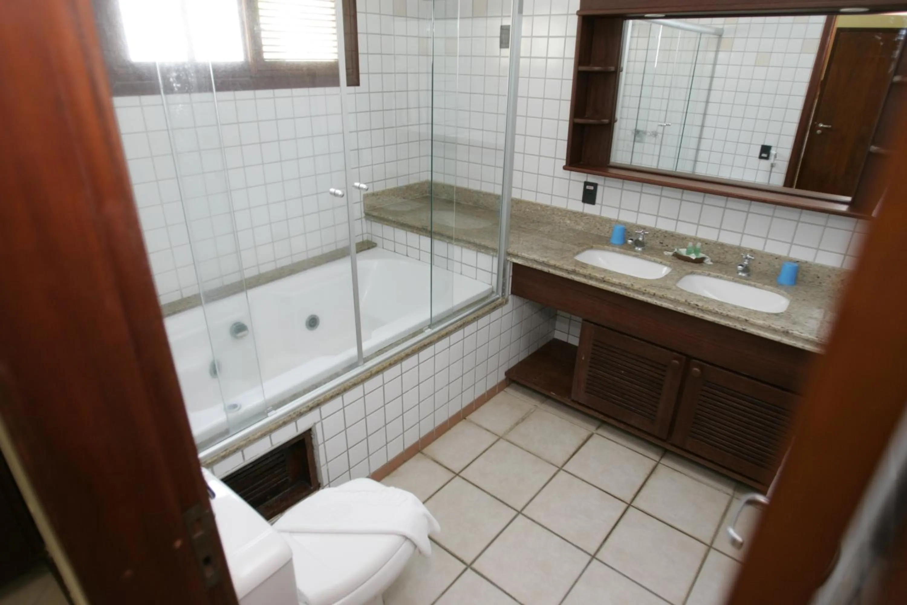 Bathroom in Hotel Laguna Blu