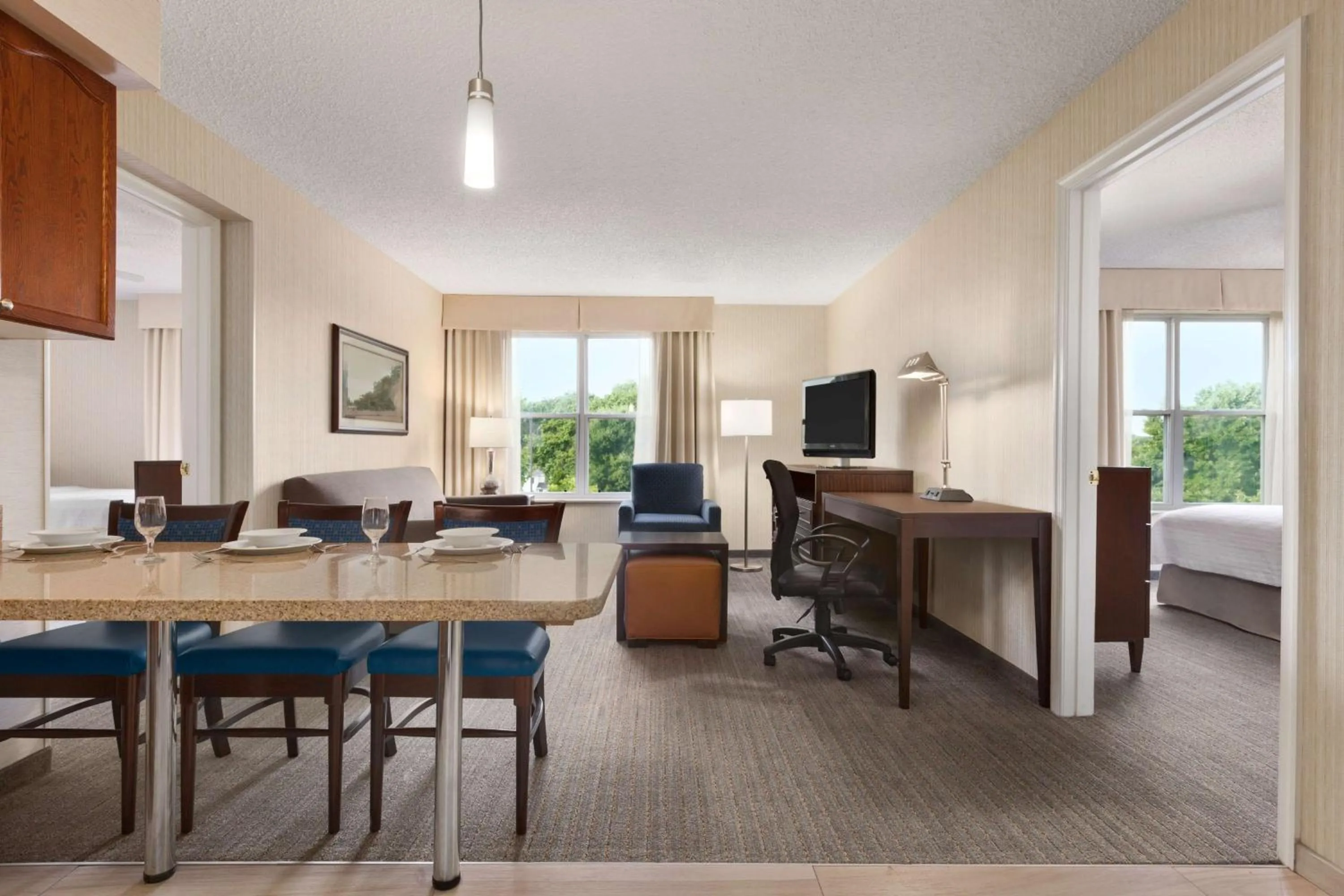 Bedroom, Bed in Homewood Suites by Hilton Wilmington-Brandywine Valley