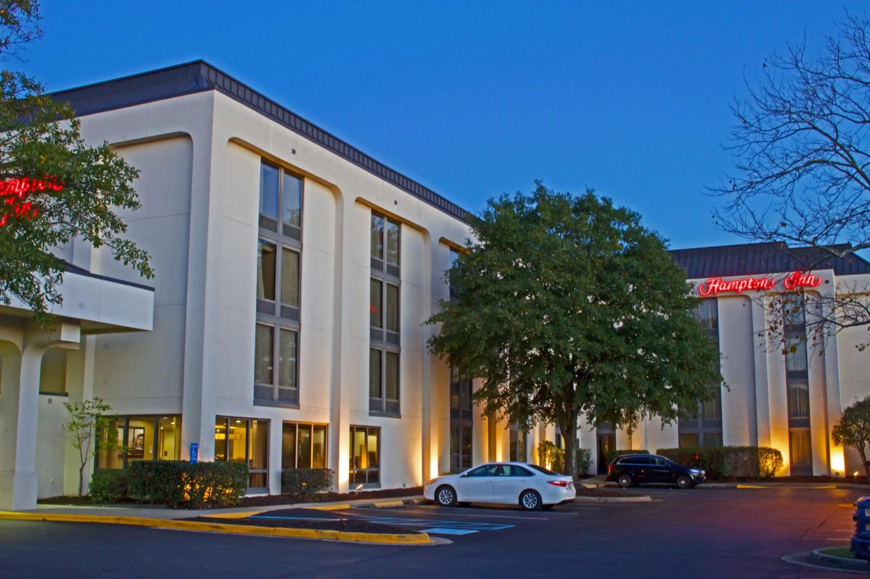 Property building in Hampton Inn Norfolk/Chesapeake - Greenbrier Area