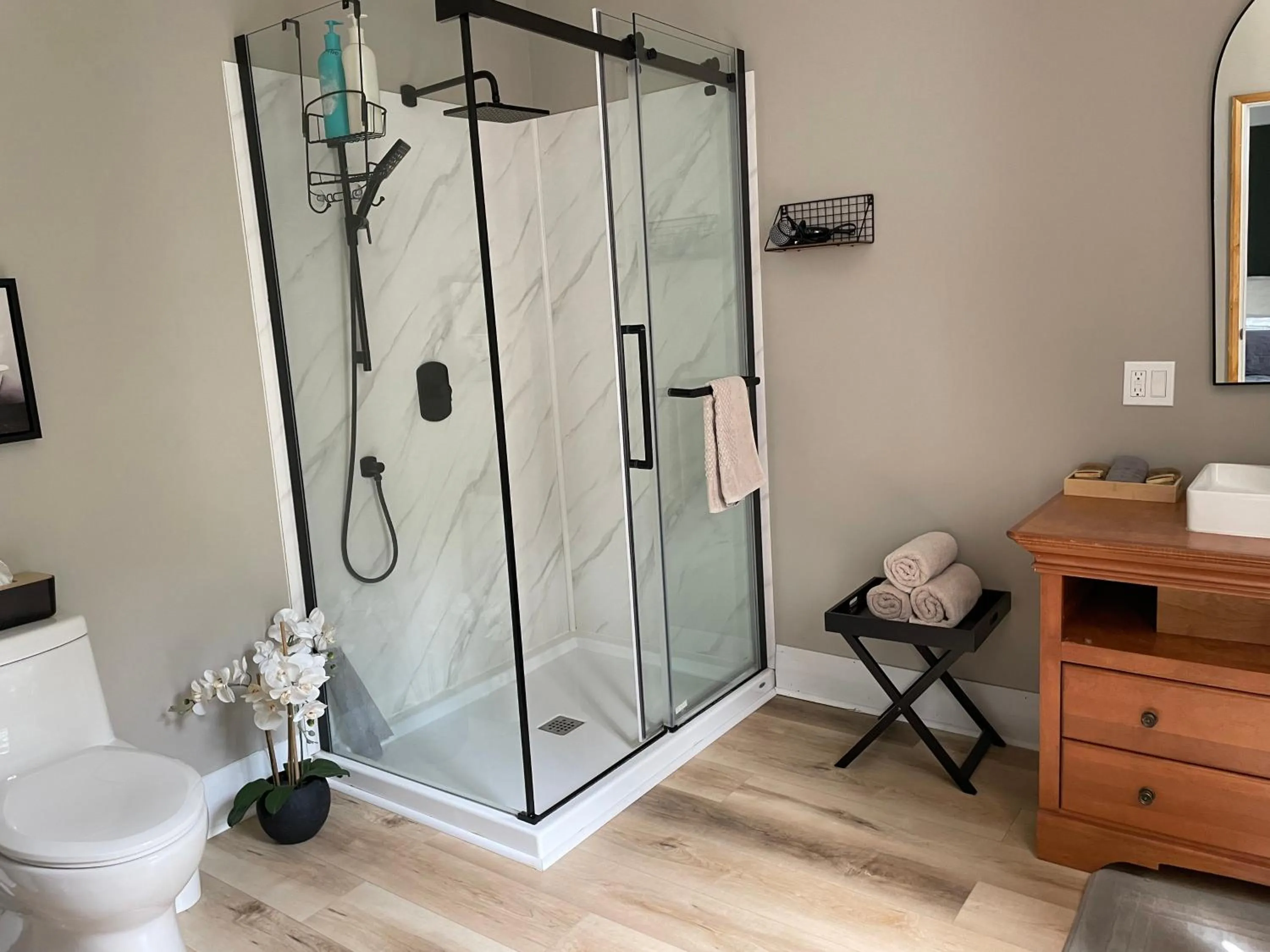 Shower in Maison Zacharie