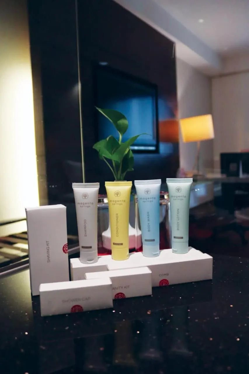 Shower in Seri Pacific Hotel Kuala Lumpur