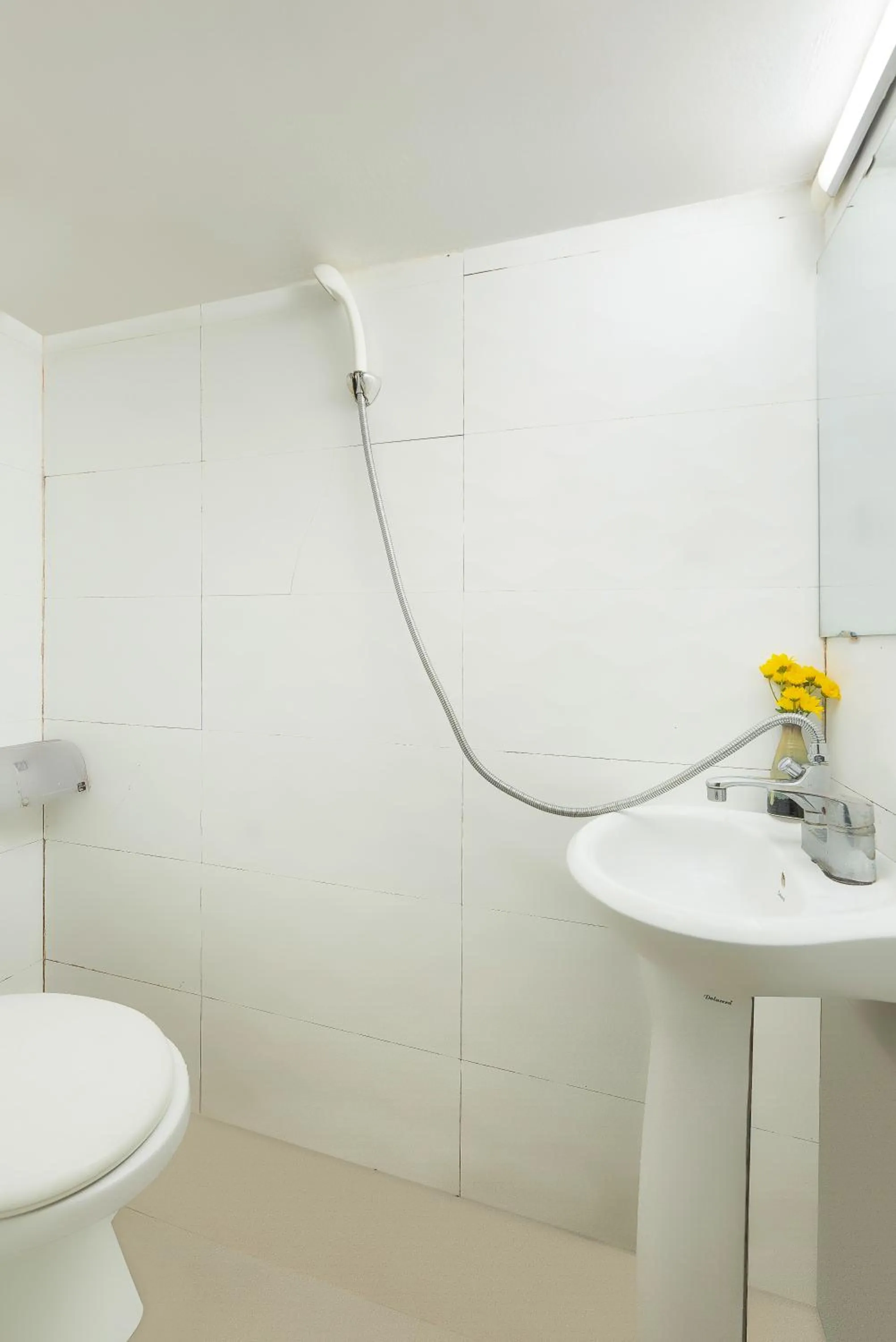 Shower in Golden Time Hostel 3