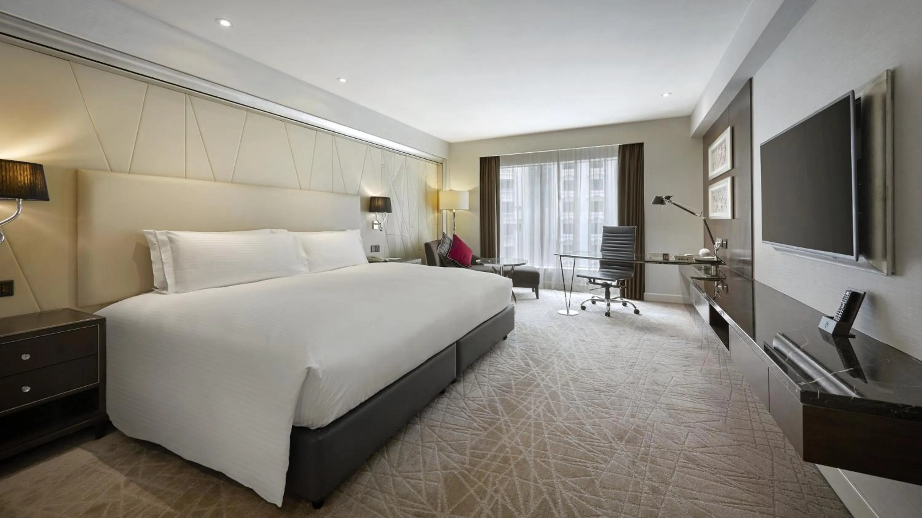 Photo of the whole room, Bed in InterContinental Kuala Lumpur by IHG