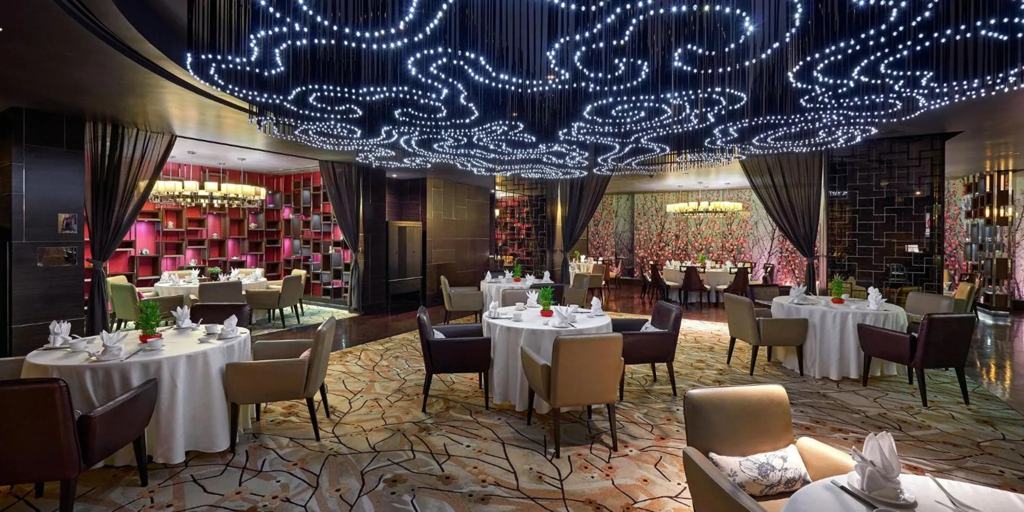 Restaurant/places to eat in InterContinental Kuala Lumpur by IHG