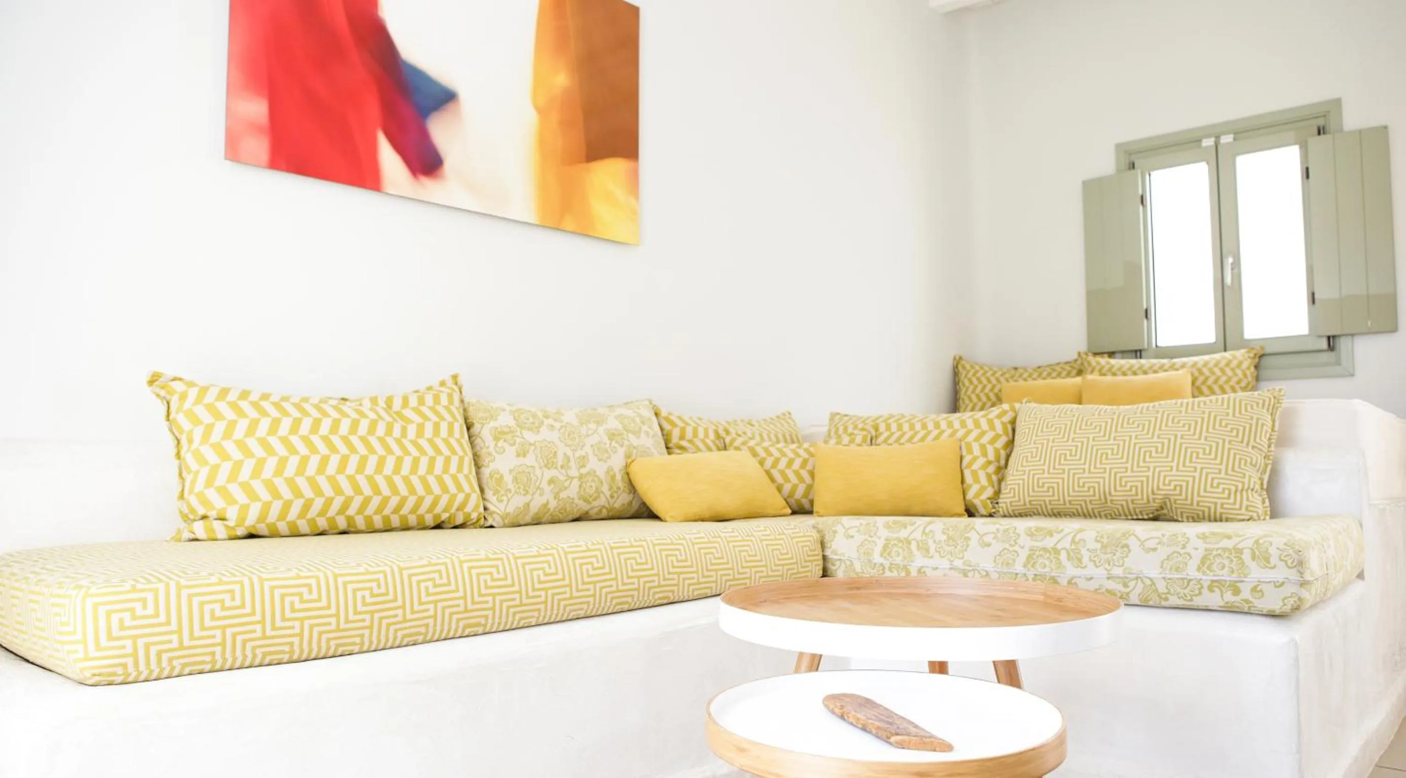 TV and multimedia in Pylaia Boutique Hotel & Spa