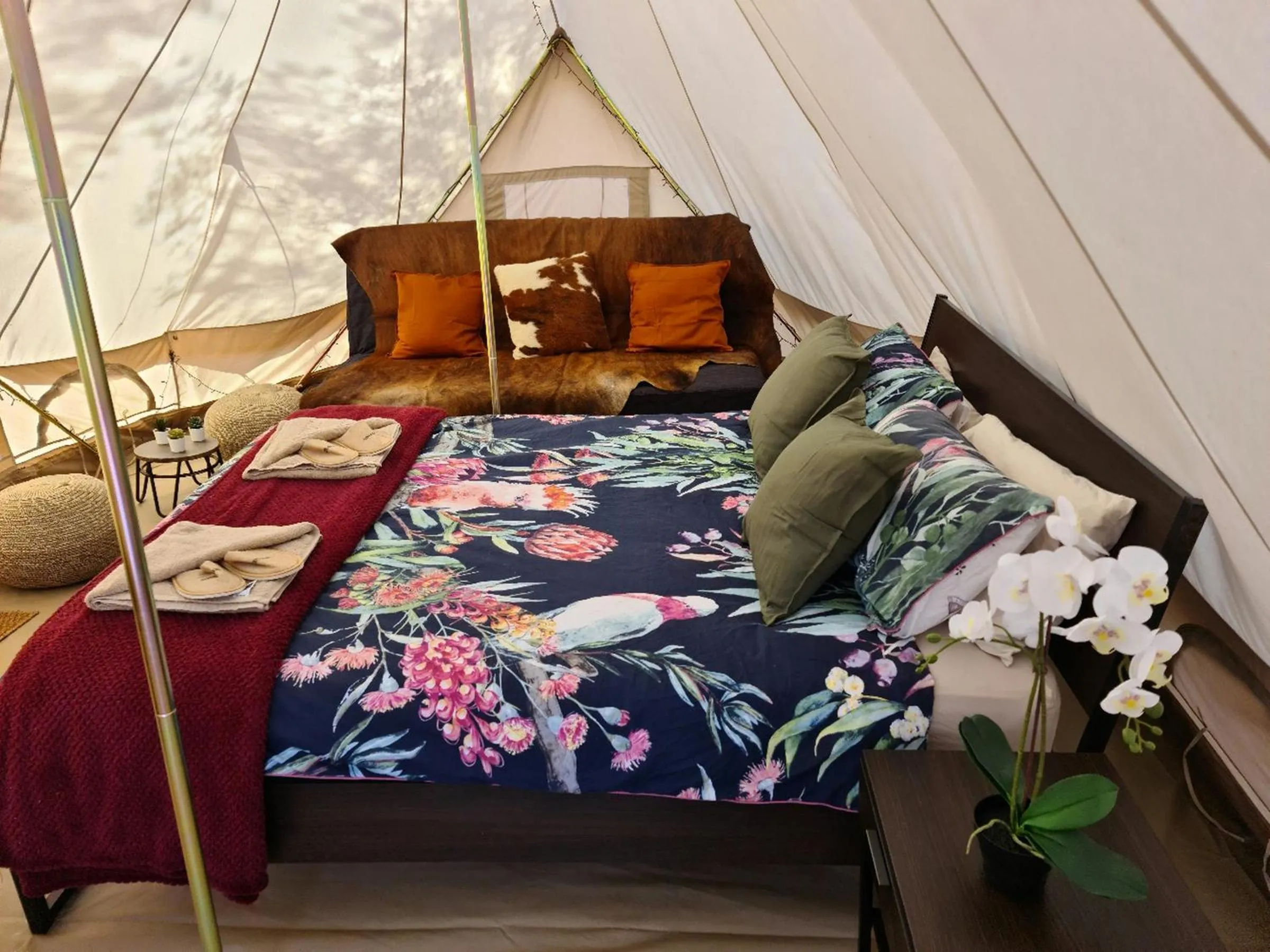 Bed in Ooraminna Homestead