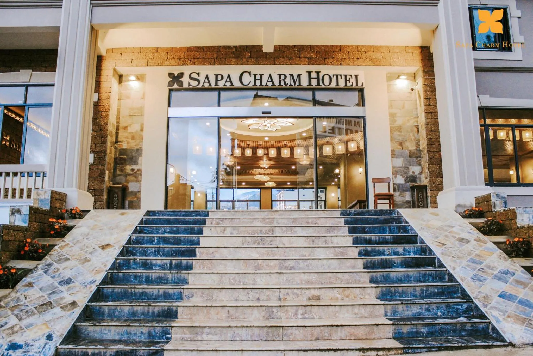 Facade/entrance in Sapa Charm Hotel