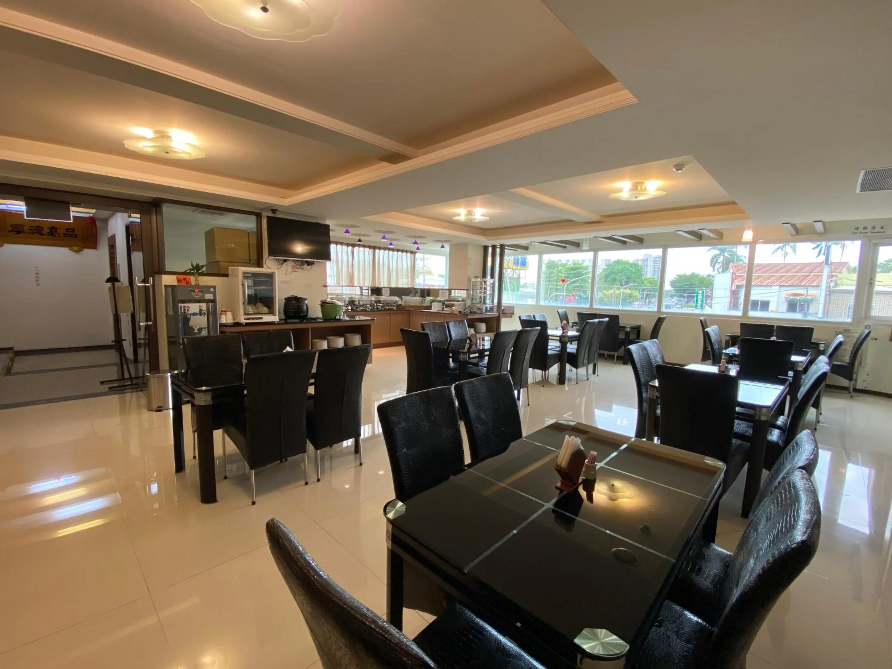 Restaurant/places to eat in 花鄉商旅 左營店 Hua Xiang Hotel-Zuoying