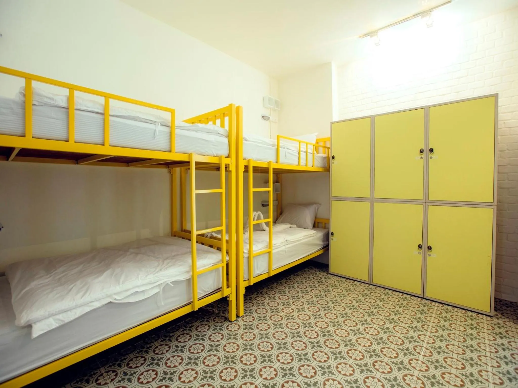 Bedroom in Sino Hostel @ Kata