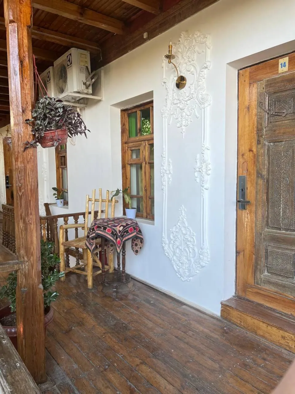 Day in Hotel Legende