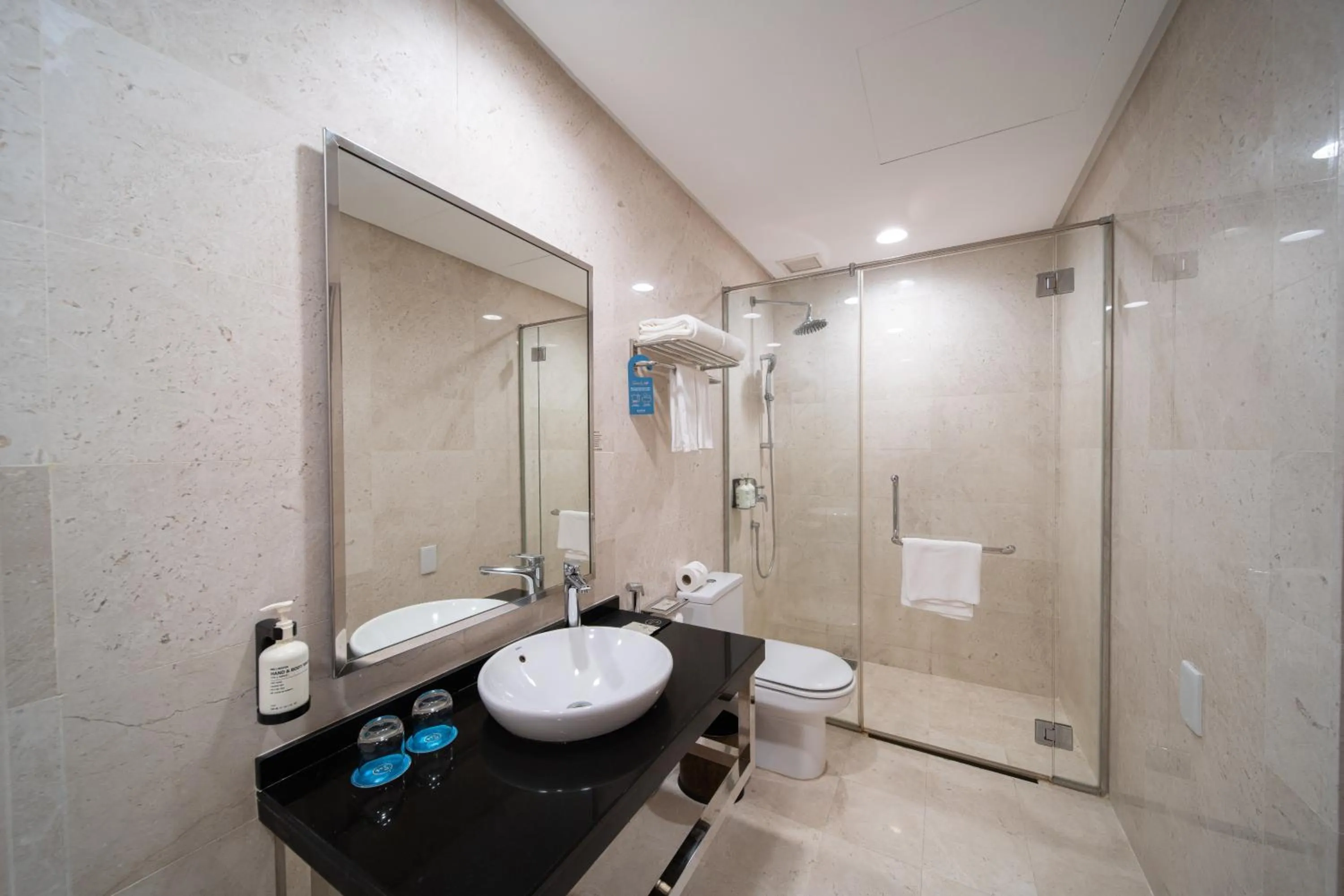 Bathroom in St Giles Boulevard