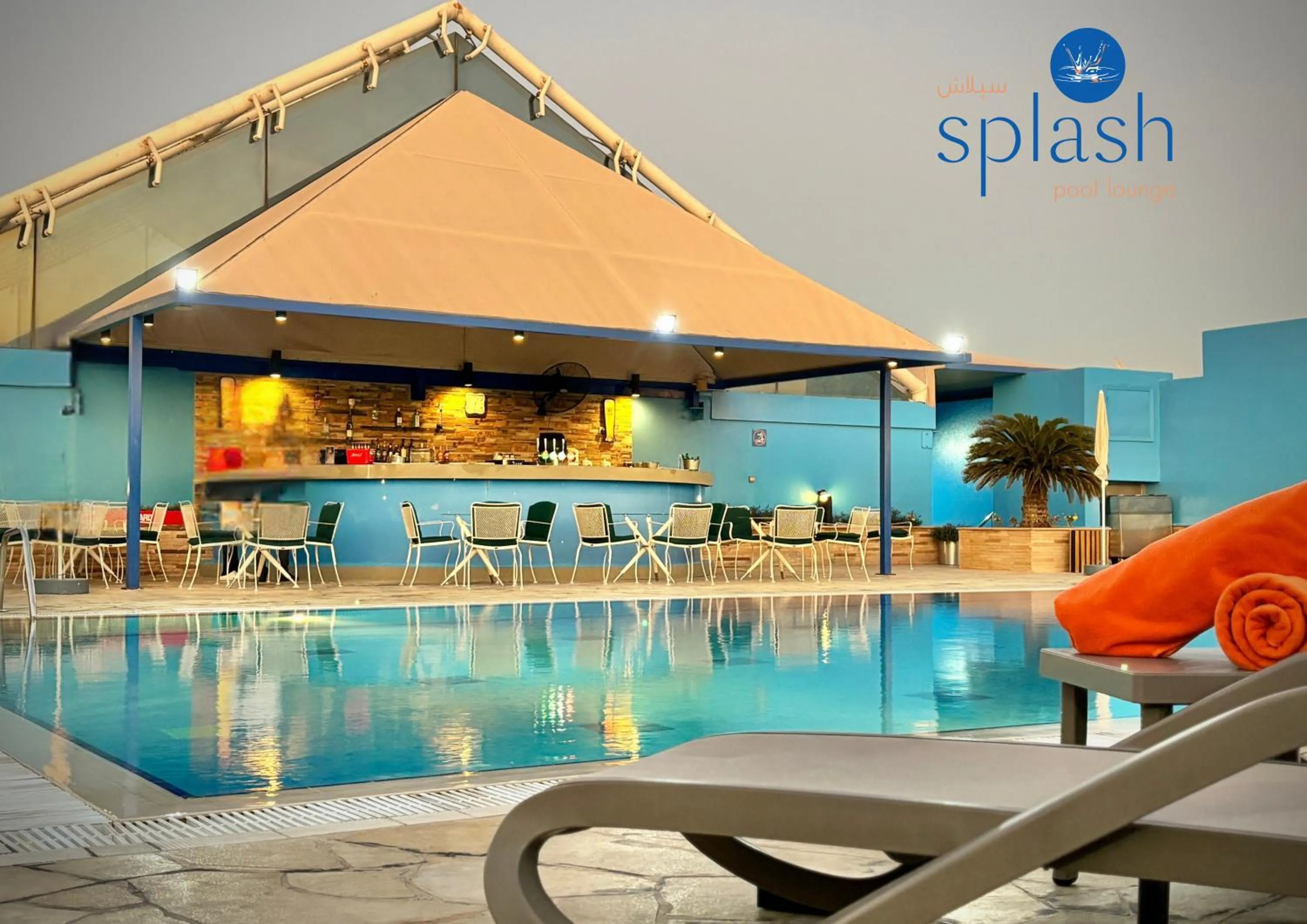 Swimming pool in TIME Grand Plaza Hotel, Dubai Airport