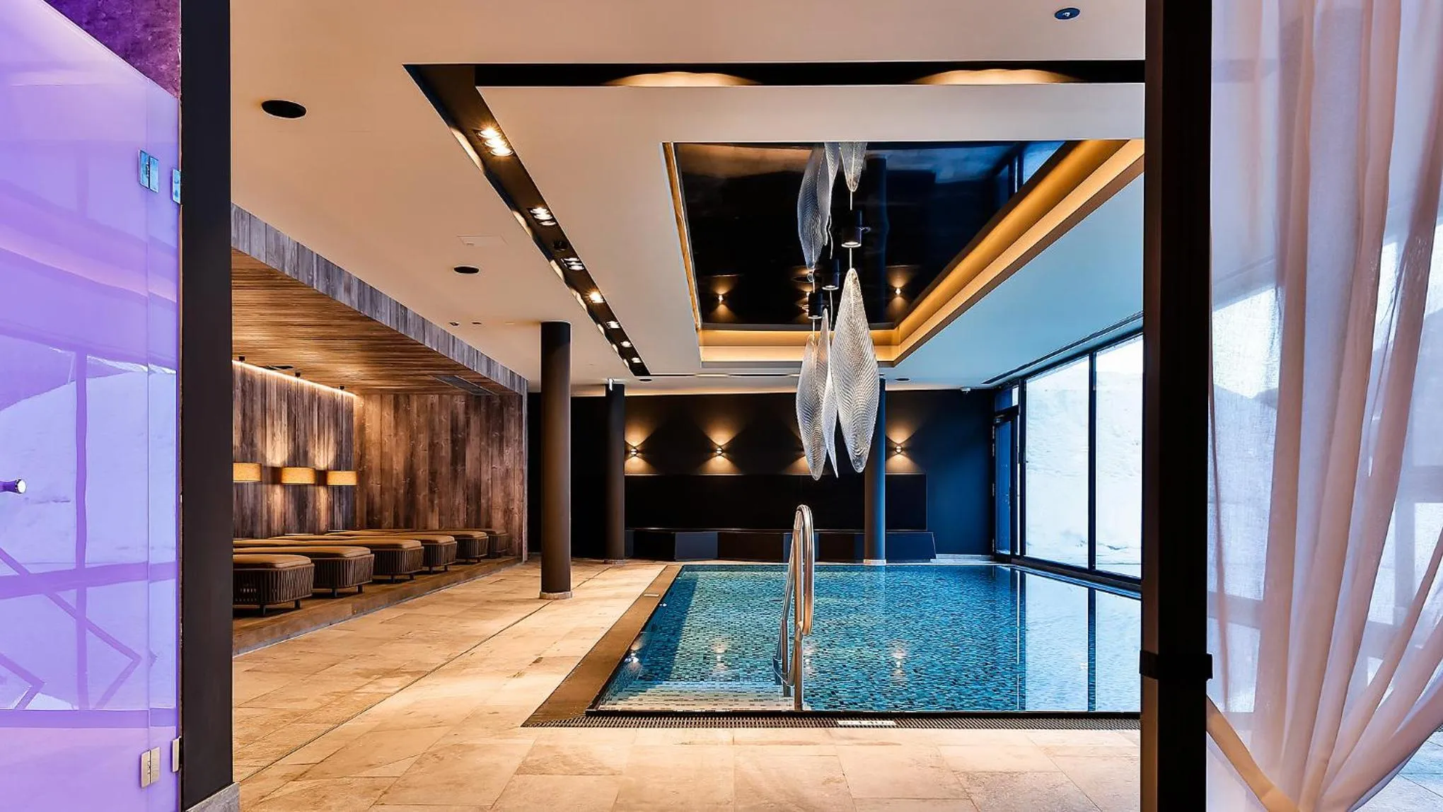 Swimming pool in Mountain Spa Residences