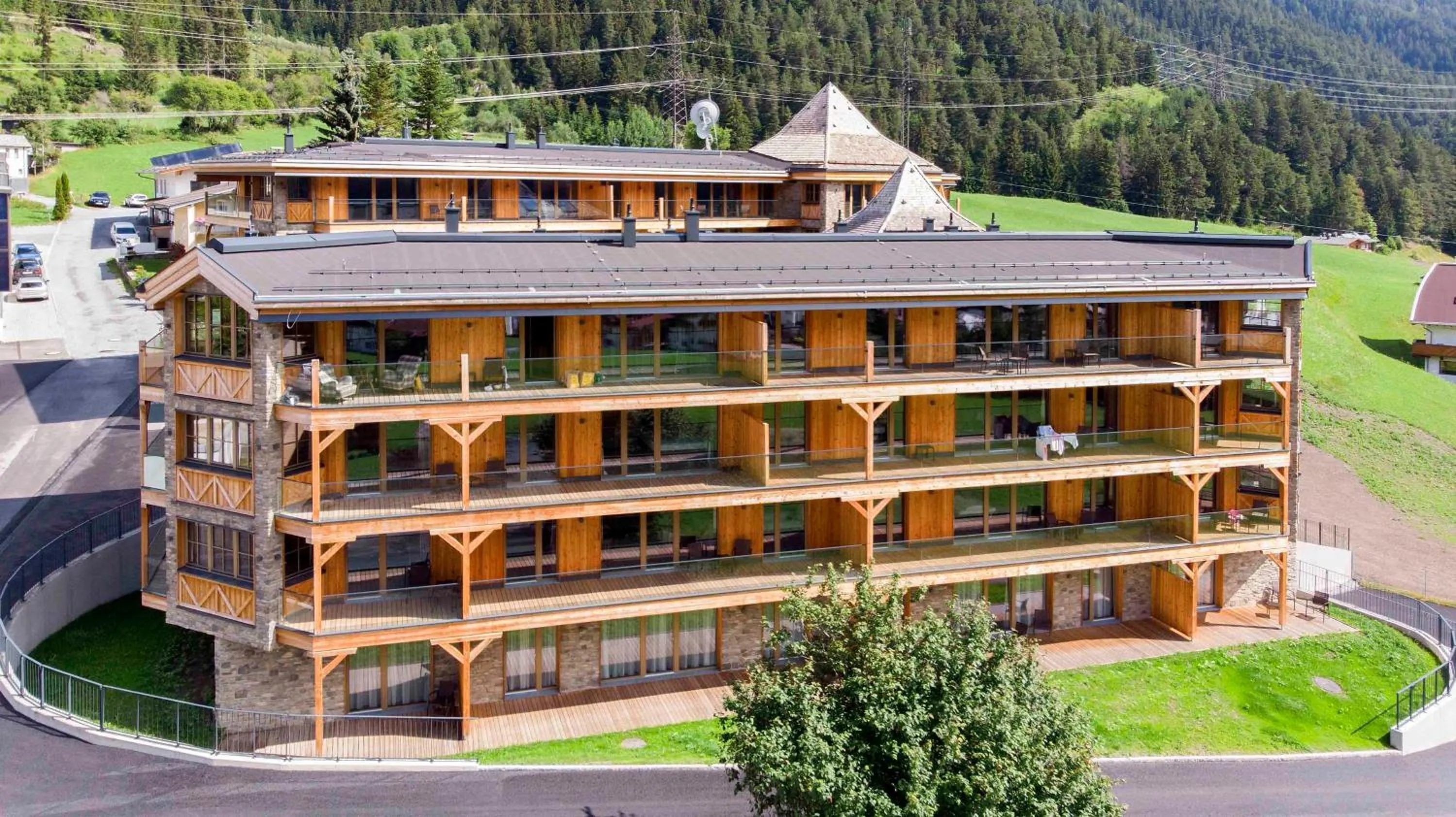 Bird's eye view in Mountain Spa Residences