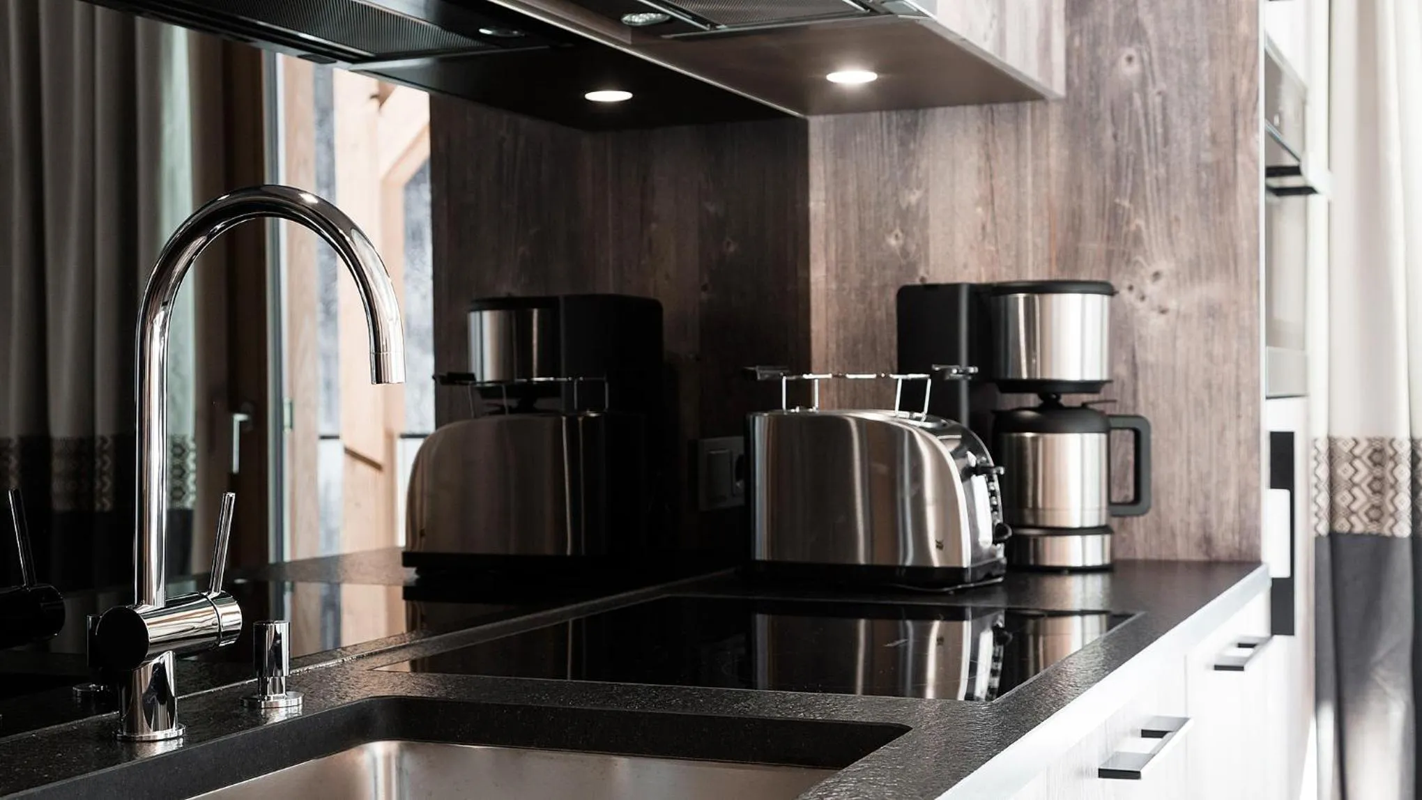 Coffee/tea facilities in Mountain Spa Residences