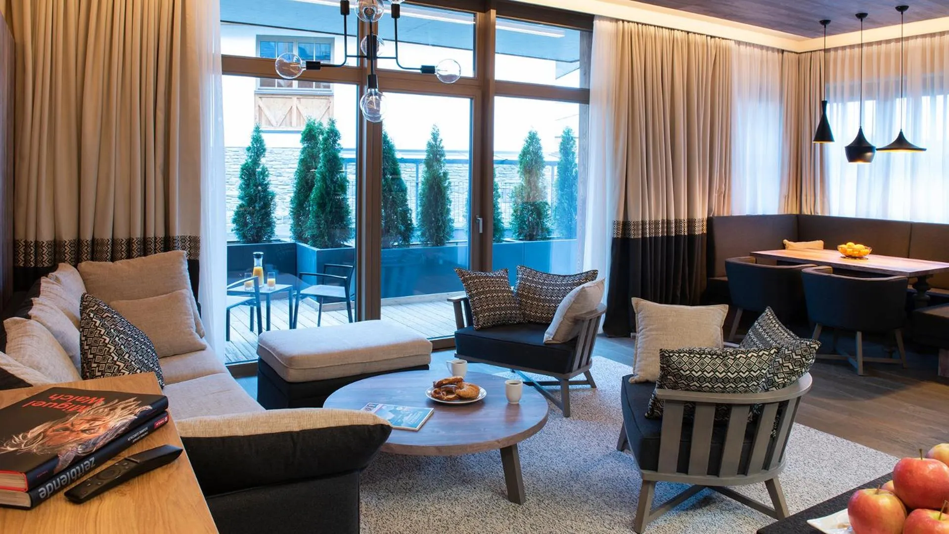 Seating area in Mountain Spa Residences